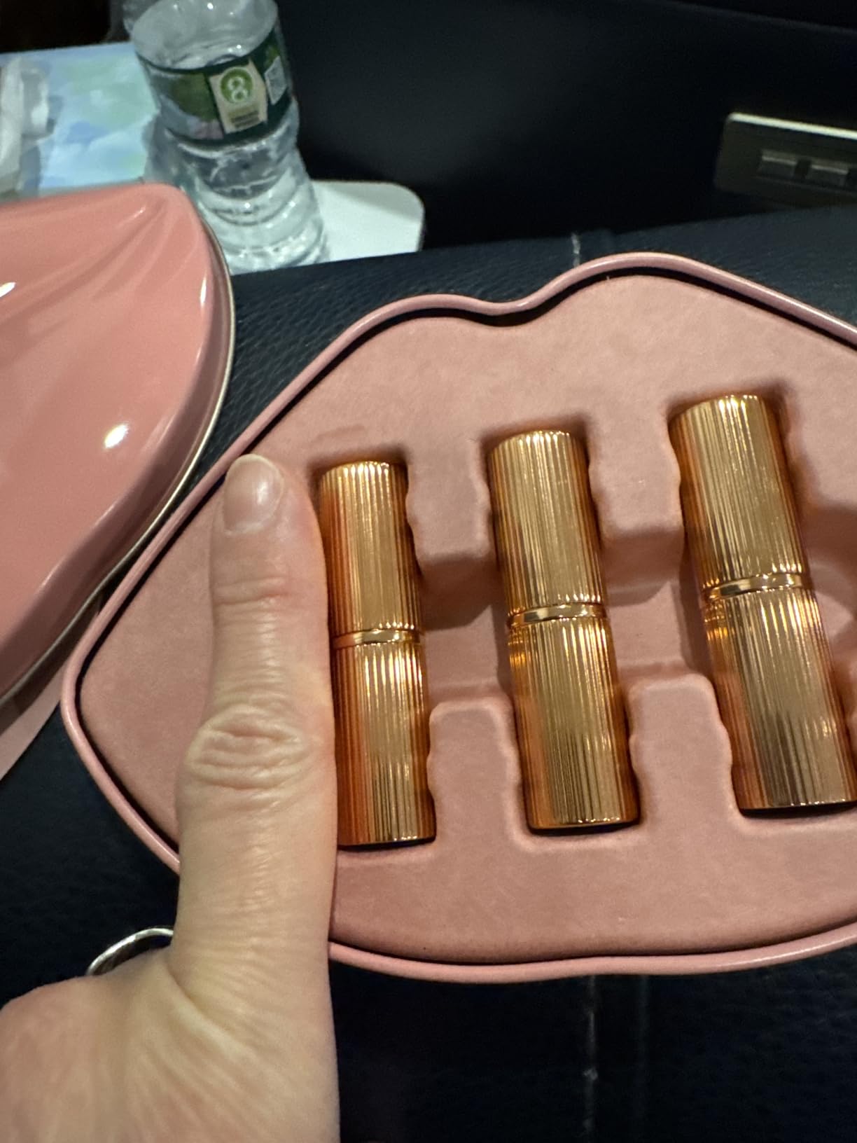 Charlotte Tilbury K.I.S.S.I.N.G Lipstick - Moisturizing & Hydrating Lipstick with Light-Diffusing Pigments for a Luminous Finish & Fuller-Looking Lips customer photo 2
