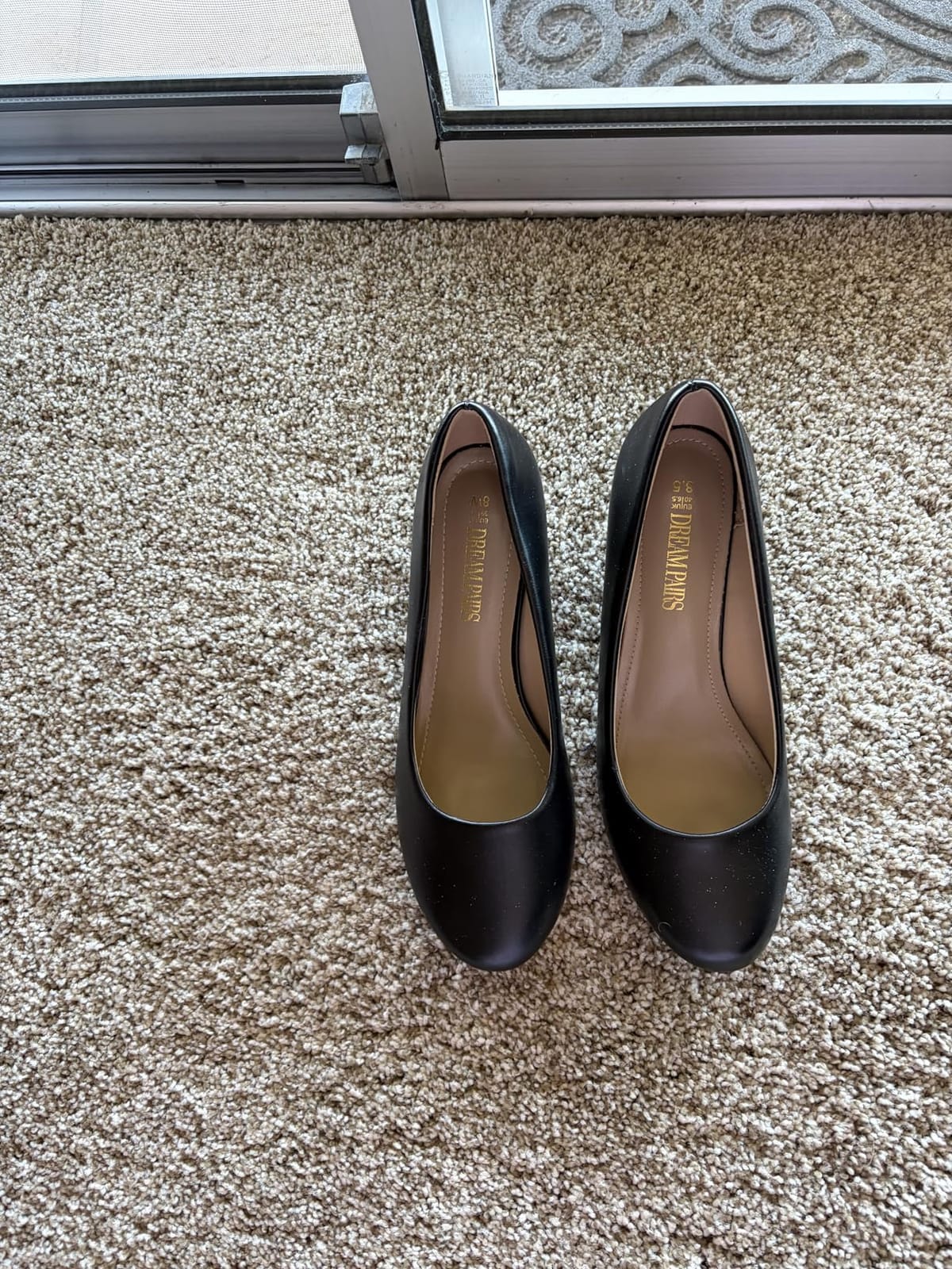 DREAM PAIRS Women's Comfortable Kitten Heels Pumps customer photo 2