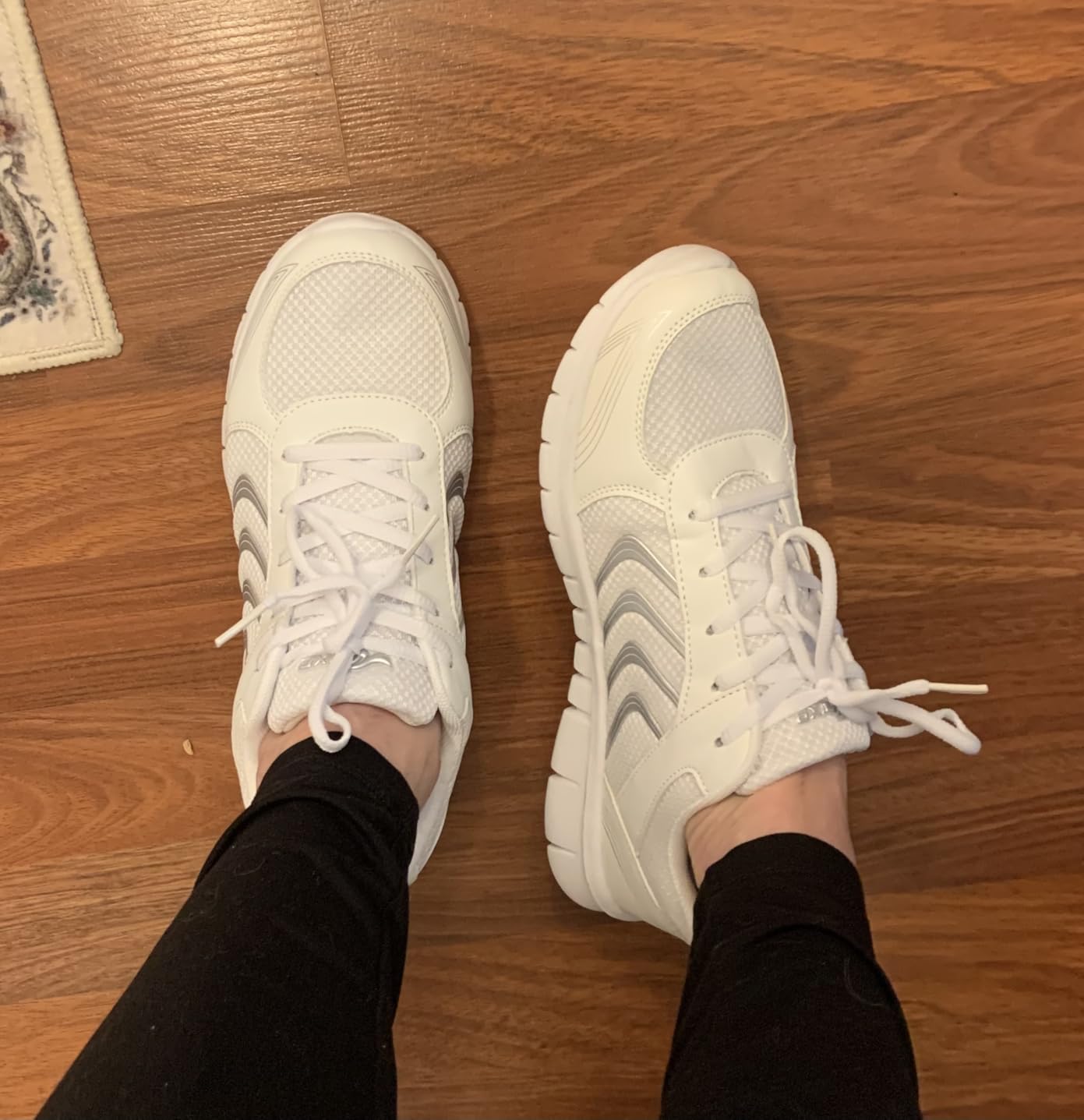 DUOYANGJIASHA Lightweight Walking Shoes for Women: Comfortable & Breathable Mesh Fashion Sneakers for Daily Wear - Casual Non Slip Tennis Shoes for Workout Gym Travel customer photo 1