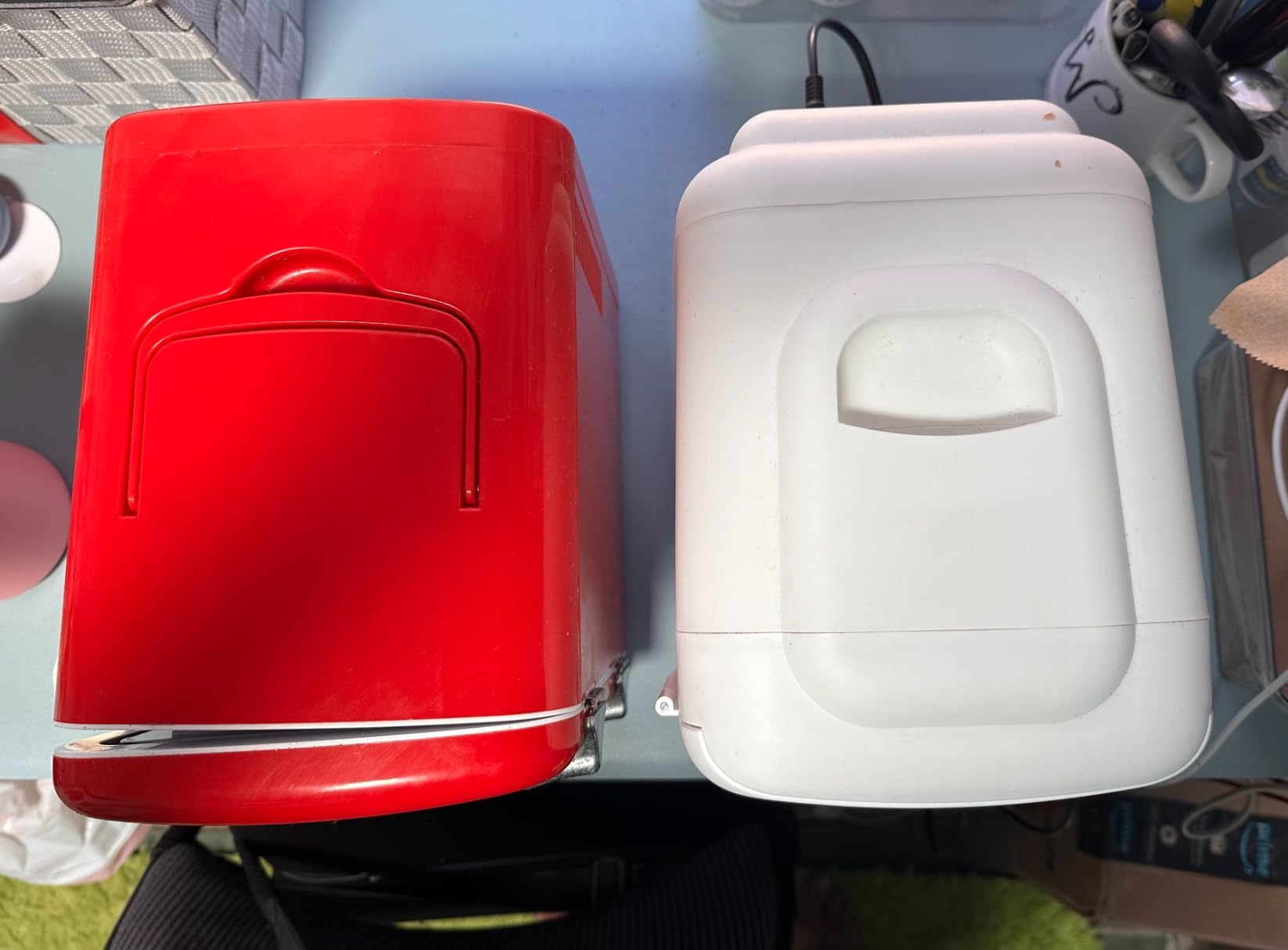 Cooluli Mini Fridge for Bedroom - Car, Office Desk & Dorm Room - Portable 4L/6 Can Electric Plug In Cooler & Warmer for Food, Drinks, Skincare Beauty & Makeup - 12v AC/DC & Exclusive USB Option, Pink customer photo 1