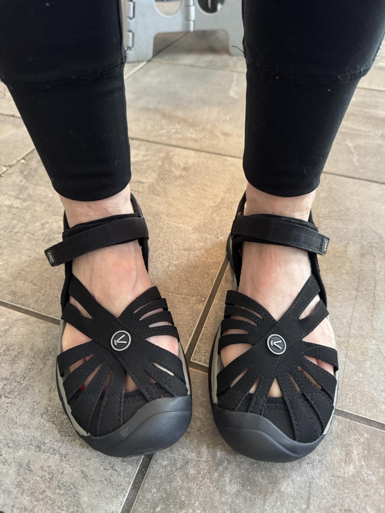 KEEN Women's Rose Casual Closed Toe Sandals customer photo 2