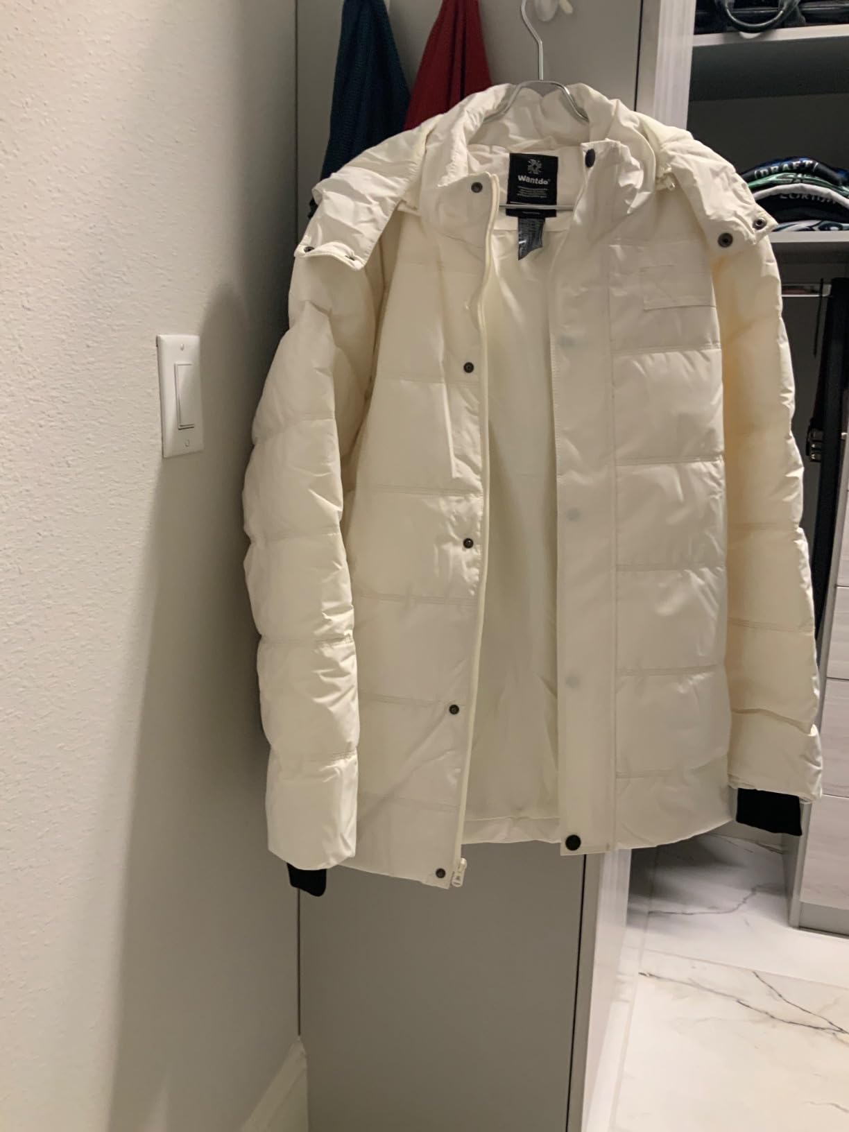 wantdo Men's Puffer Jacket Warm Winter Coat Waterproof Hooded Winter Jacket customer photo 2