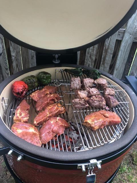 Kamado Joe Big Joe Series II 24-inch Ceramic Charcoal Grill and Smoker with Cart, Side Shelves, Stainless Steel Grates and 450 Cooking Square Inches in Red, Model BJ24RHC customer photo 2