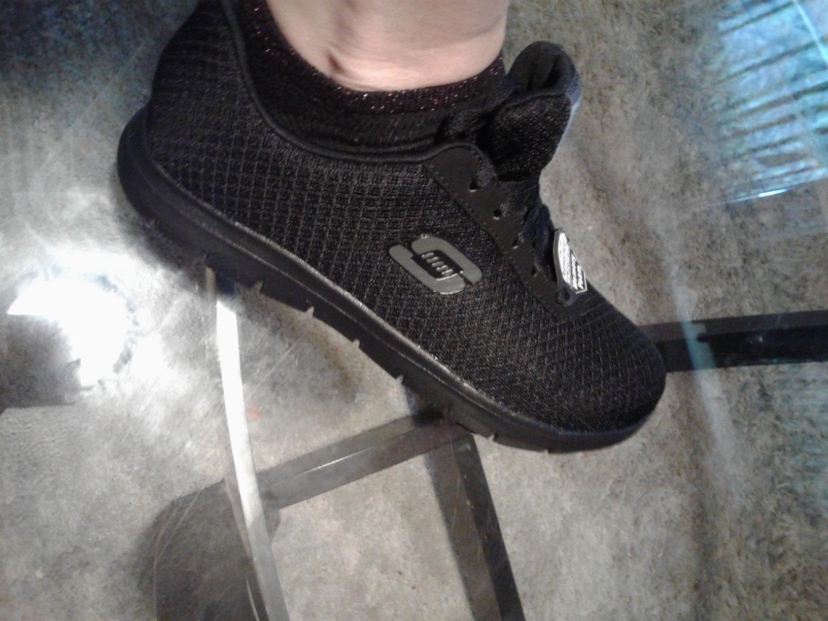 Skechers for Work Women's Ghenter Bronaugh Work and Food Service Shoe customer photo 1
