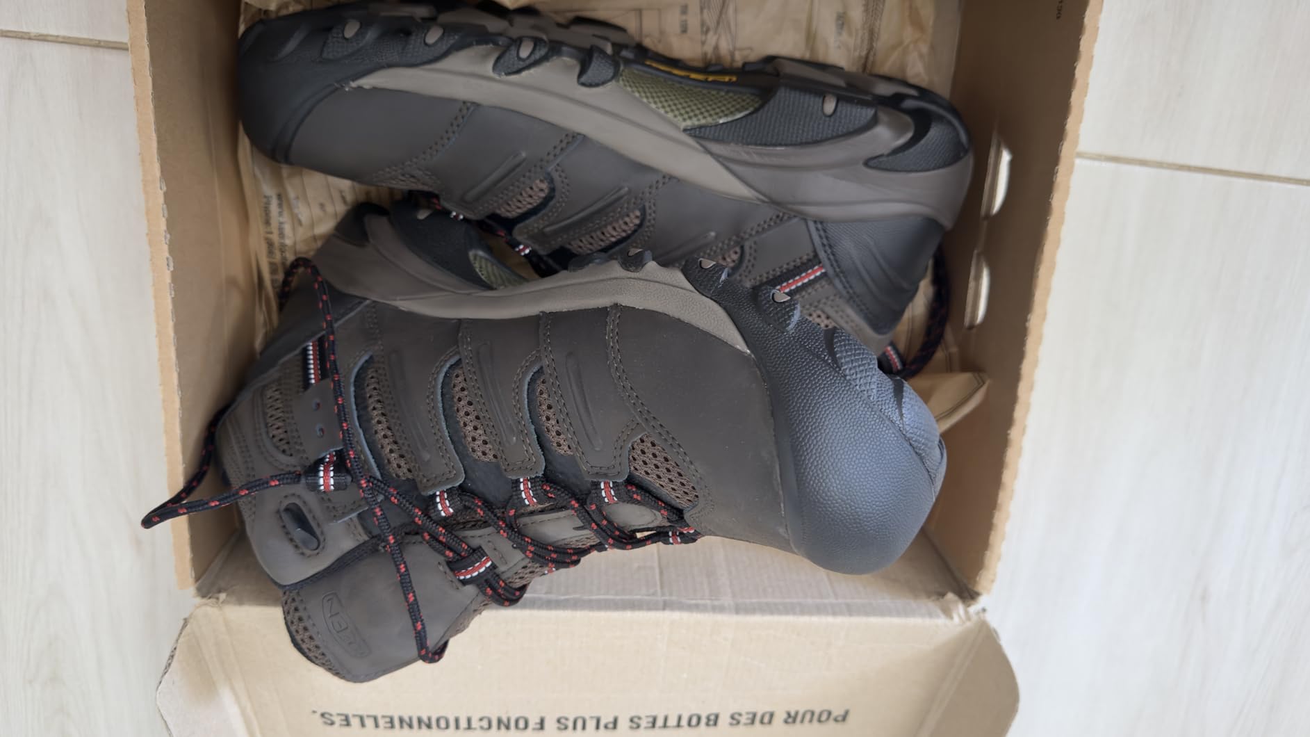 KEEN Utility Men's Lansing Mid Height Steel Toe Waterproof Work Boots customer photo 1