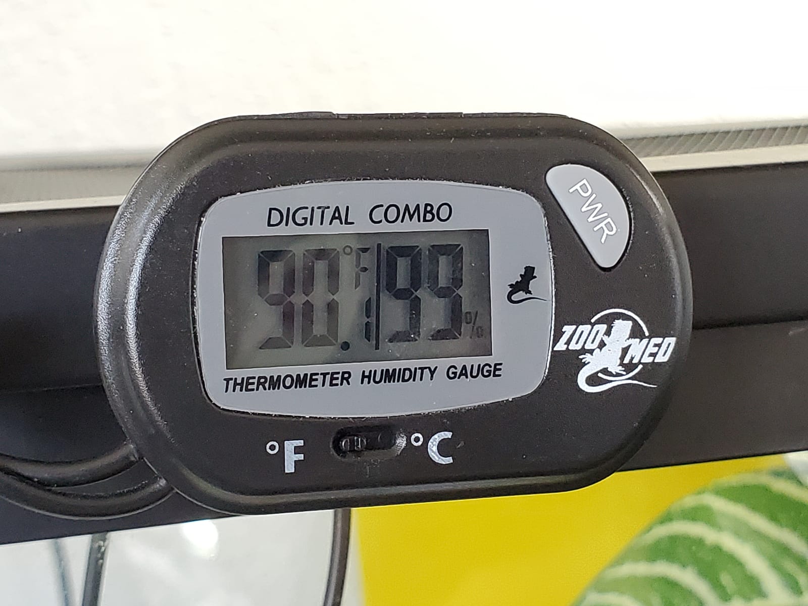 Zoo Med Labs Digital Thermometer Humidity Gauge, Single (TH-31) customer photo 1