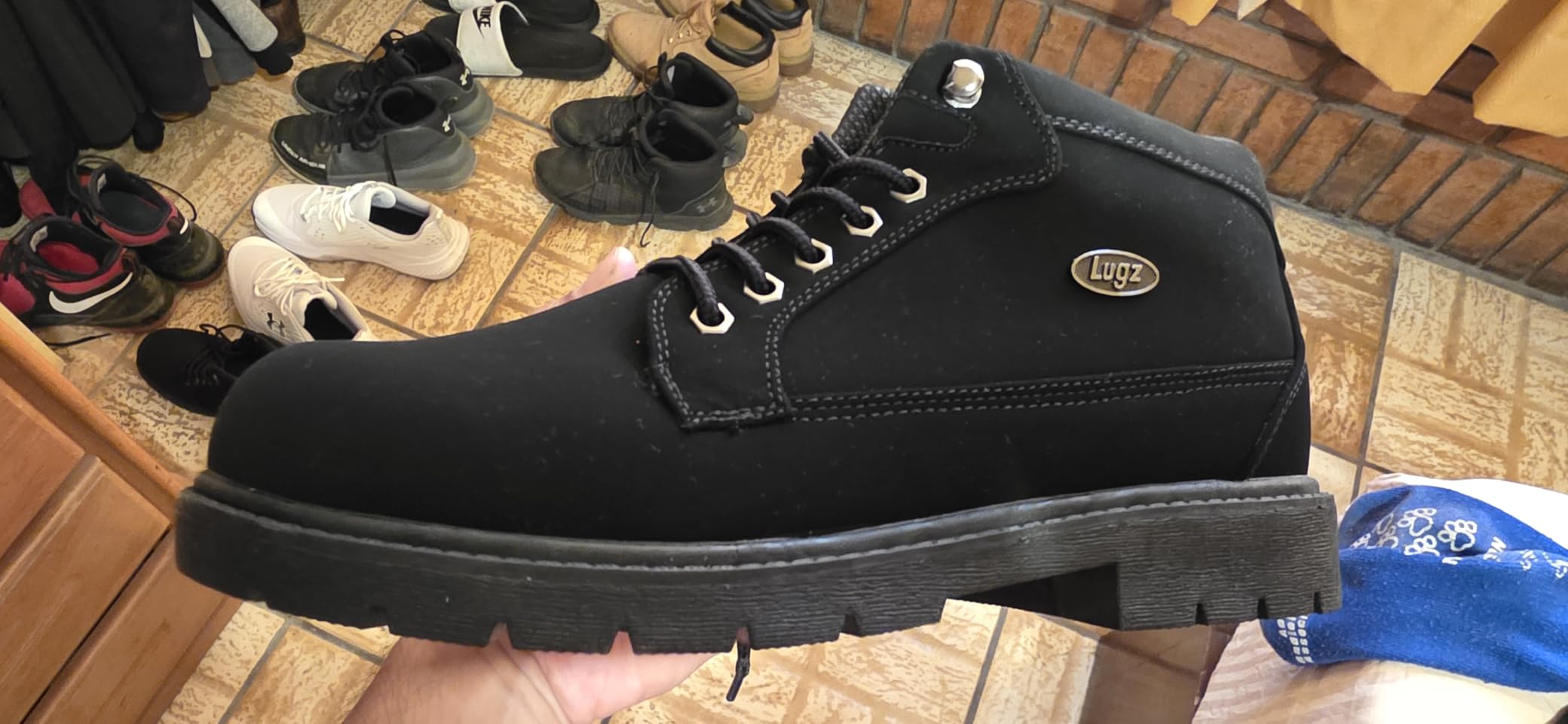 Lugz Men's Mantle Mid Classic Chukka Fashion Boot customer photo 2