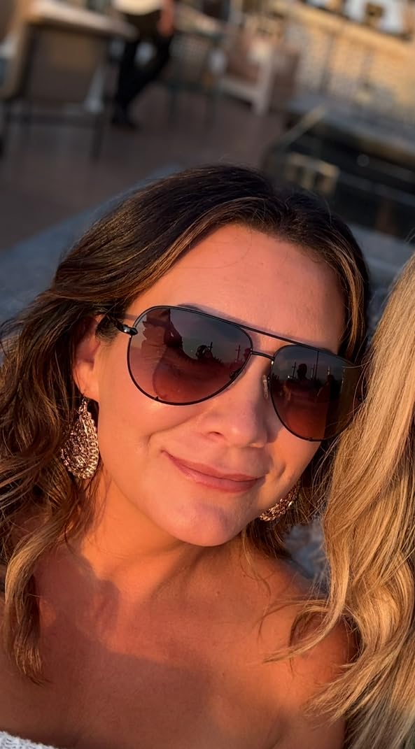 QUAY High Key Unisex Aviator Sunglasses customer photo 1