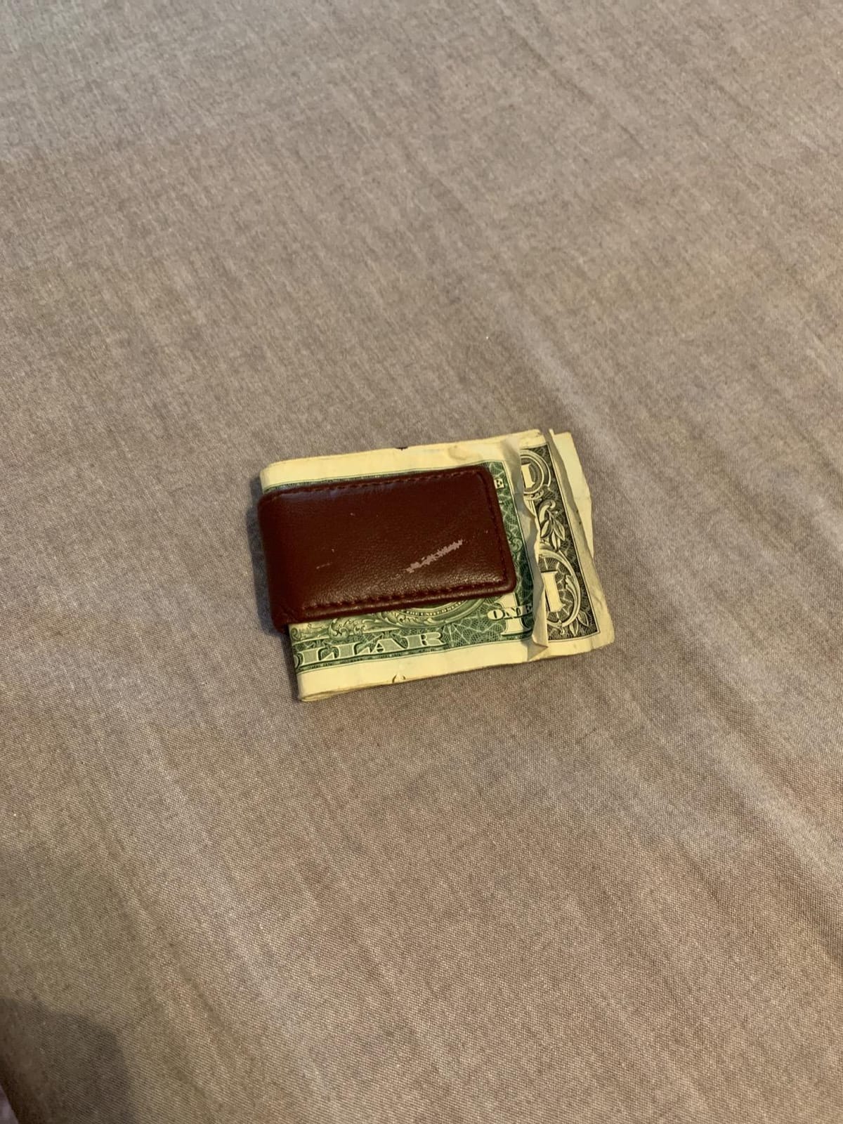LB LEATHERBOSS Men's New Leather Strong Magnetic Money Clip (Black) customer photo 1