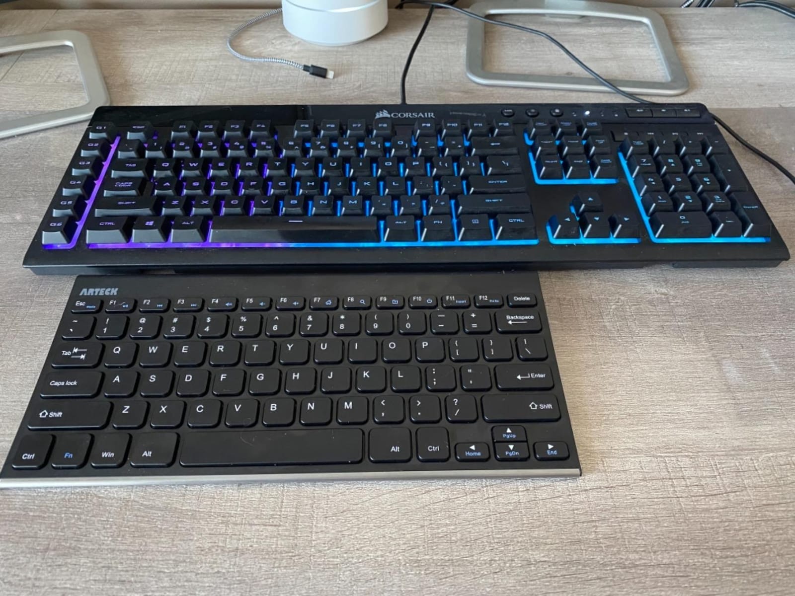 Arteck 2.4G Wireless Keyboard Stainless Steel Ultra Slim Keyboard for Computer/Desktop/PC/Laptop/Surface/Smart TV and Windows 11/10 / 8/7 / Vista/XP Built in Rechargeable Battery customer photo 1