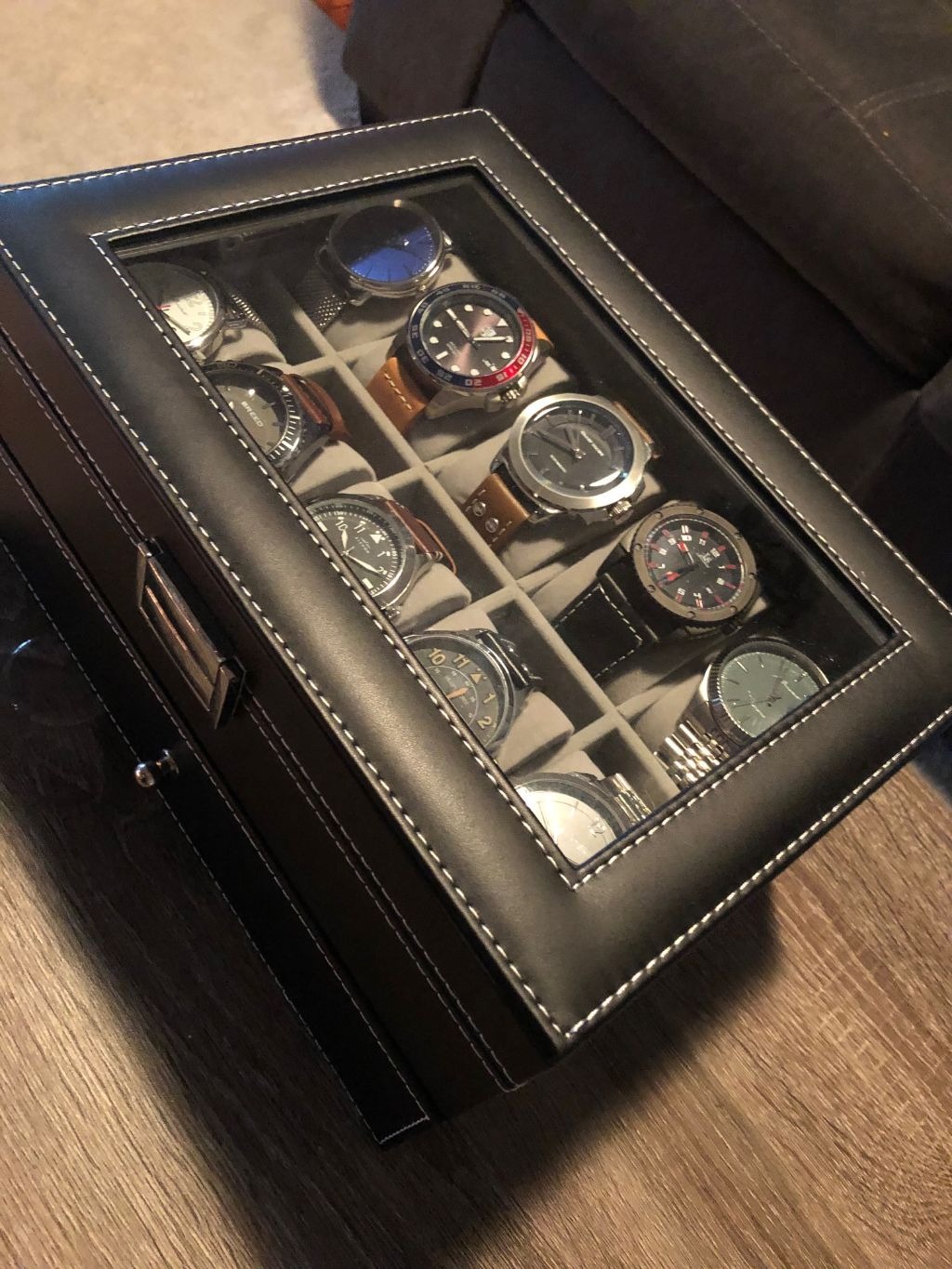 BEWISHOME Watch Case, 20-Slot Watch Box Organizer with Large Glass Lid, Synthetic Leather, Watch Storage Box, Watch Display Case, Black SSH04B customer photo 2