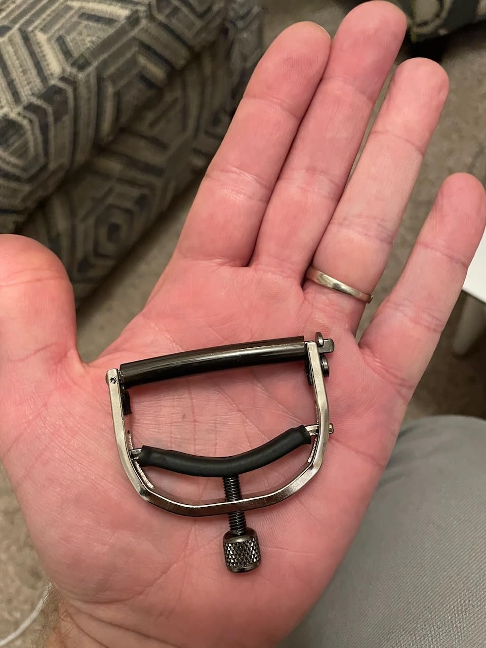 Paige 6-String Guitar Capo – Nickel, Proudly Made in the USA – Adjustable Tension, Ultra-Thin Design – Fits Standard Acoustic Guitars customer photo 1
