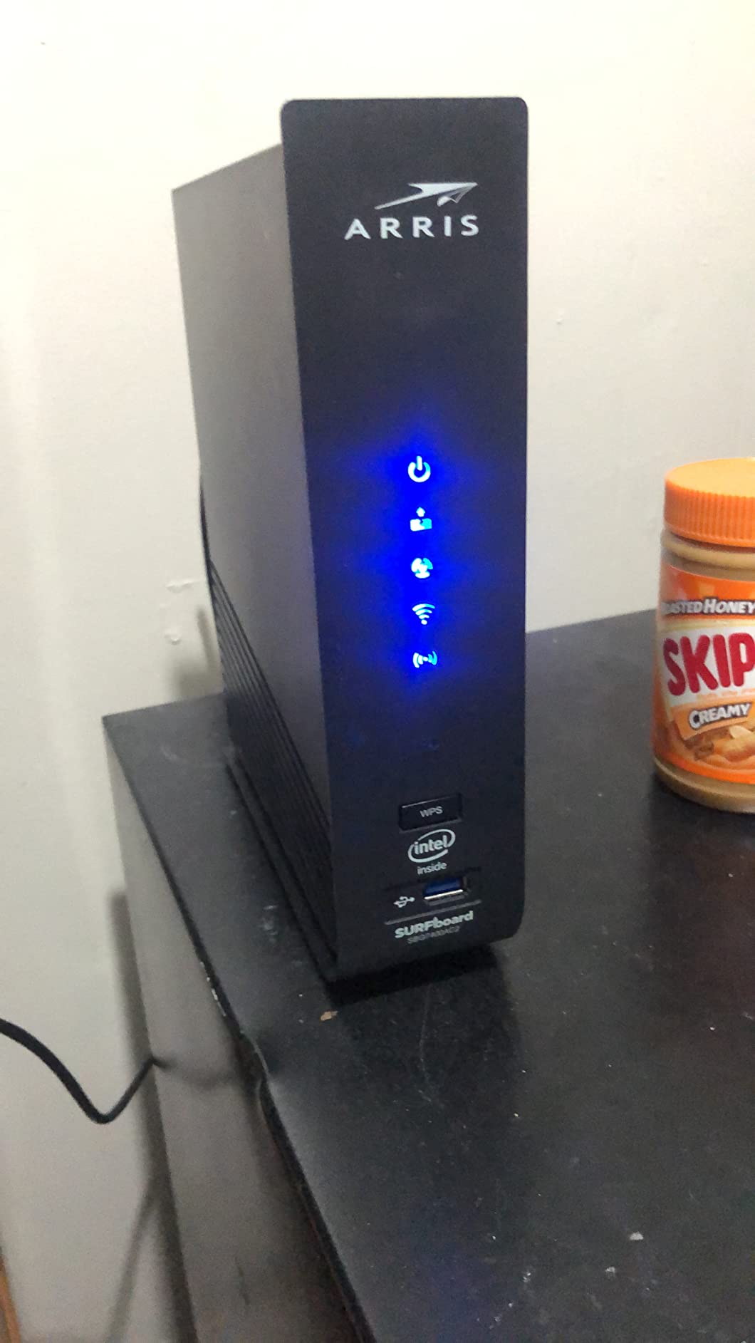 ARRIS (SBG7400AC2) - Modem Router Combo - Fast DOCSIS 3.0 & AC2350 WiFi, [Check with your provider for compatibility], Four 1 Gbps Ports, Up to 960 Mbps Max Internet Speed customer photo 2