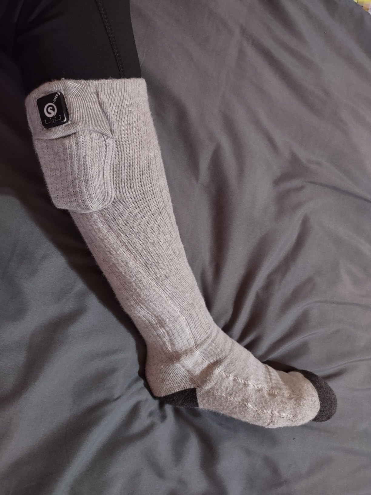 SAVIOR HEAT Heated Socks for Men Women, Rechargeable Ski Socks customer photo 1