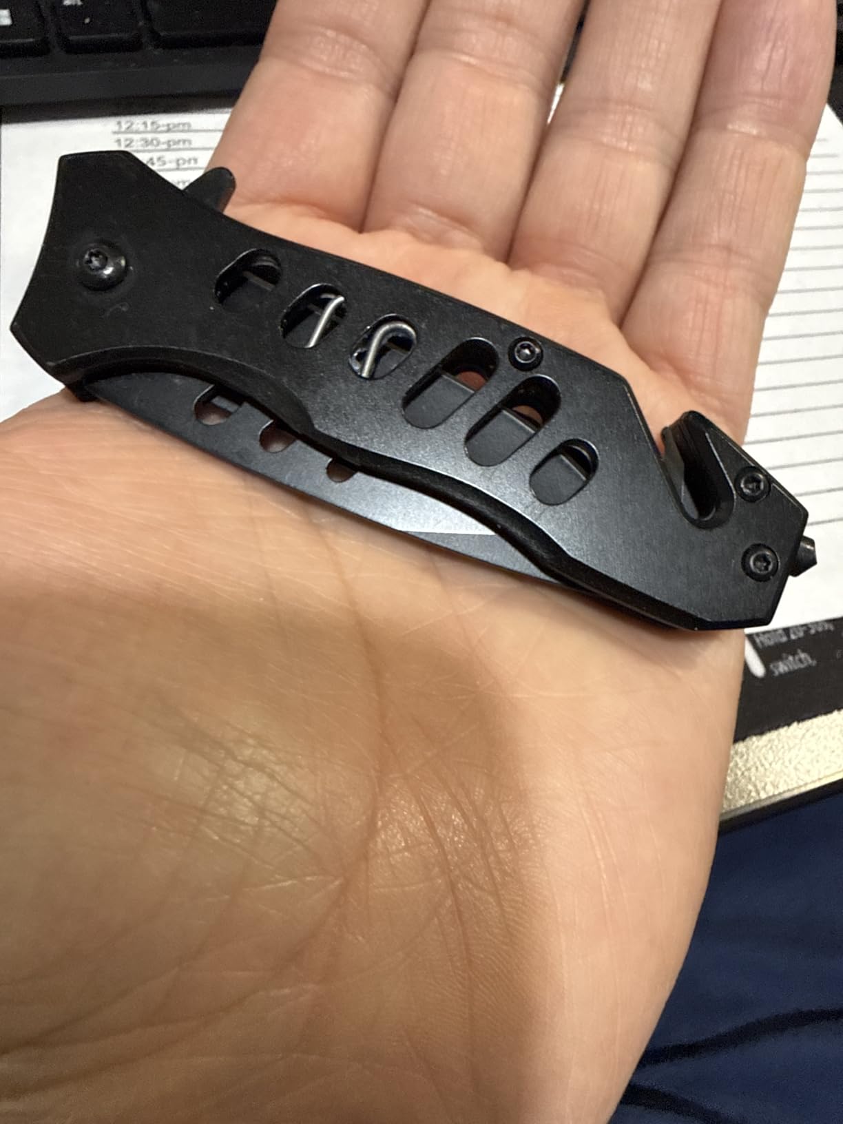 ALBATROSS EDC Cool Sharp Tactical Folding Pocket Knife, SpeedSafe Spring Assisted Opening Knifes with Liner Lock, Pocketclip, Glass Breaker, Seatbelt Cutter customer photo 2