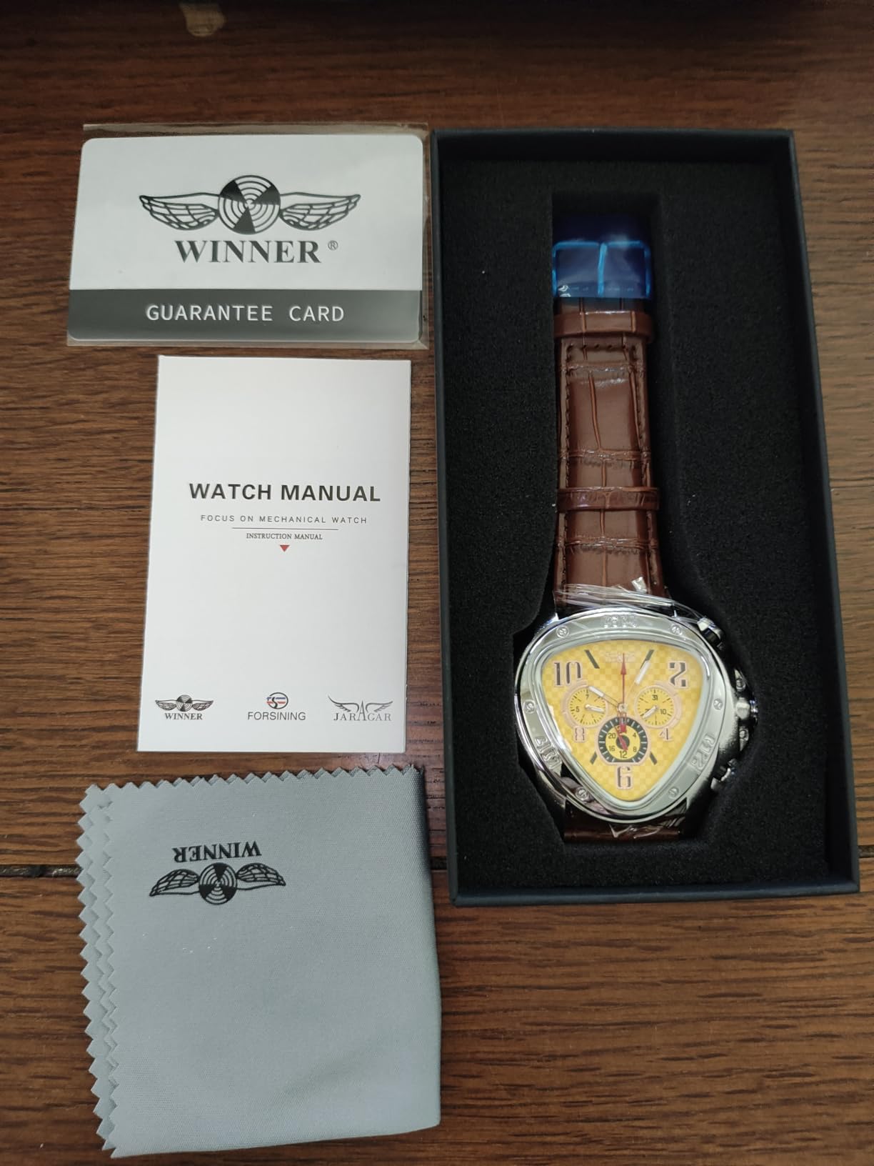 Winner Fashion Mechanical Wrist Watch Triangle Racing Dial, Waterproof Golden Skeleton Dial Automatic Movement Leather Design Mechanical Watch for Men customer photo 2
