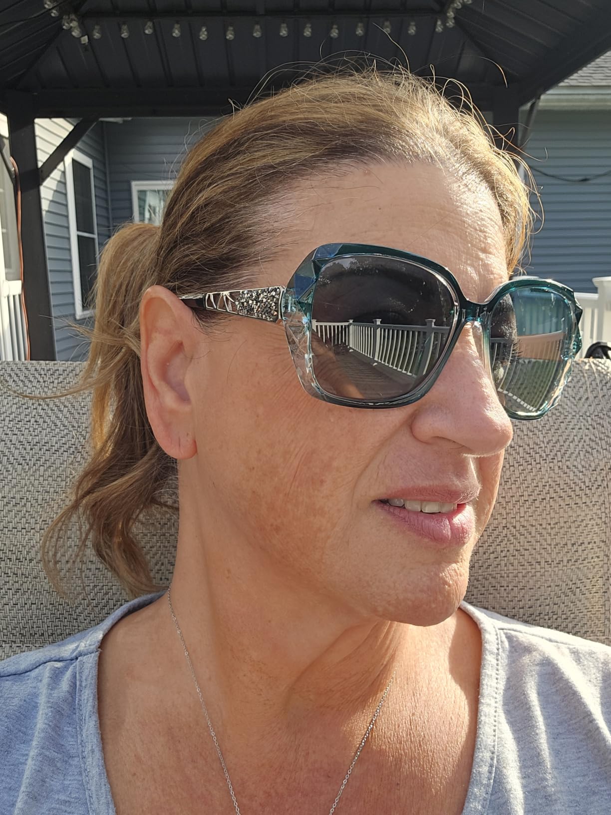 FEISEDY Polarized Women Square Sunglasses Sparkling Composite Shiny Frame B2289 customer photo 2