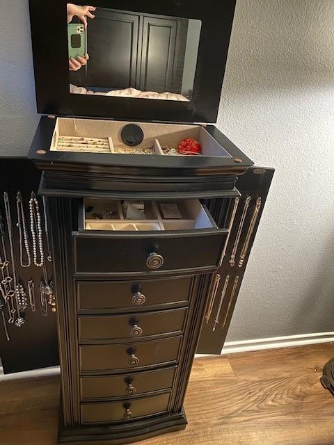 Hives and Honey Luke Standing Jewelry Armoire - Large 7-Drawer Wooden Organizer with Mirror, Side Doors, and Anti-Tarnish Lining customer photo 1