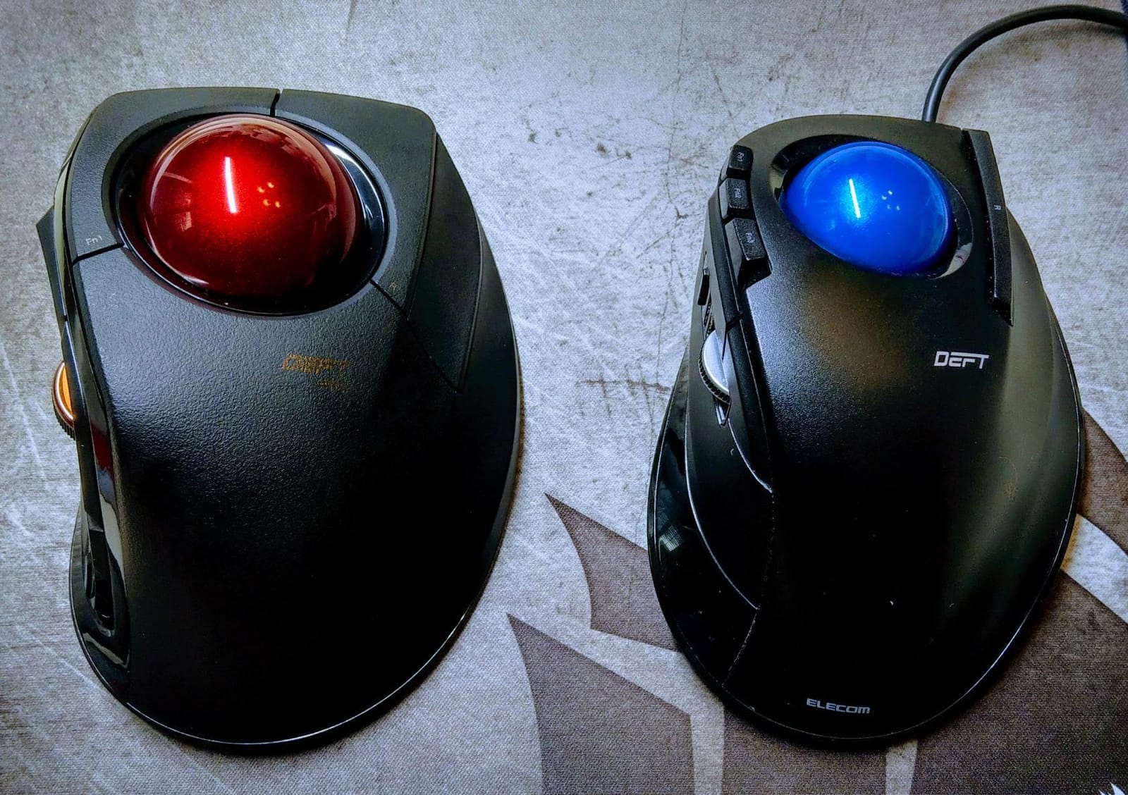 ELECOM DEFT PRO Trackball Mouse M-DPT1MRXBK customer photo 2