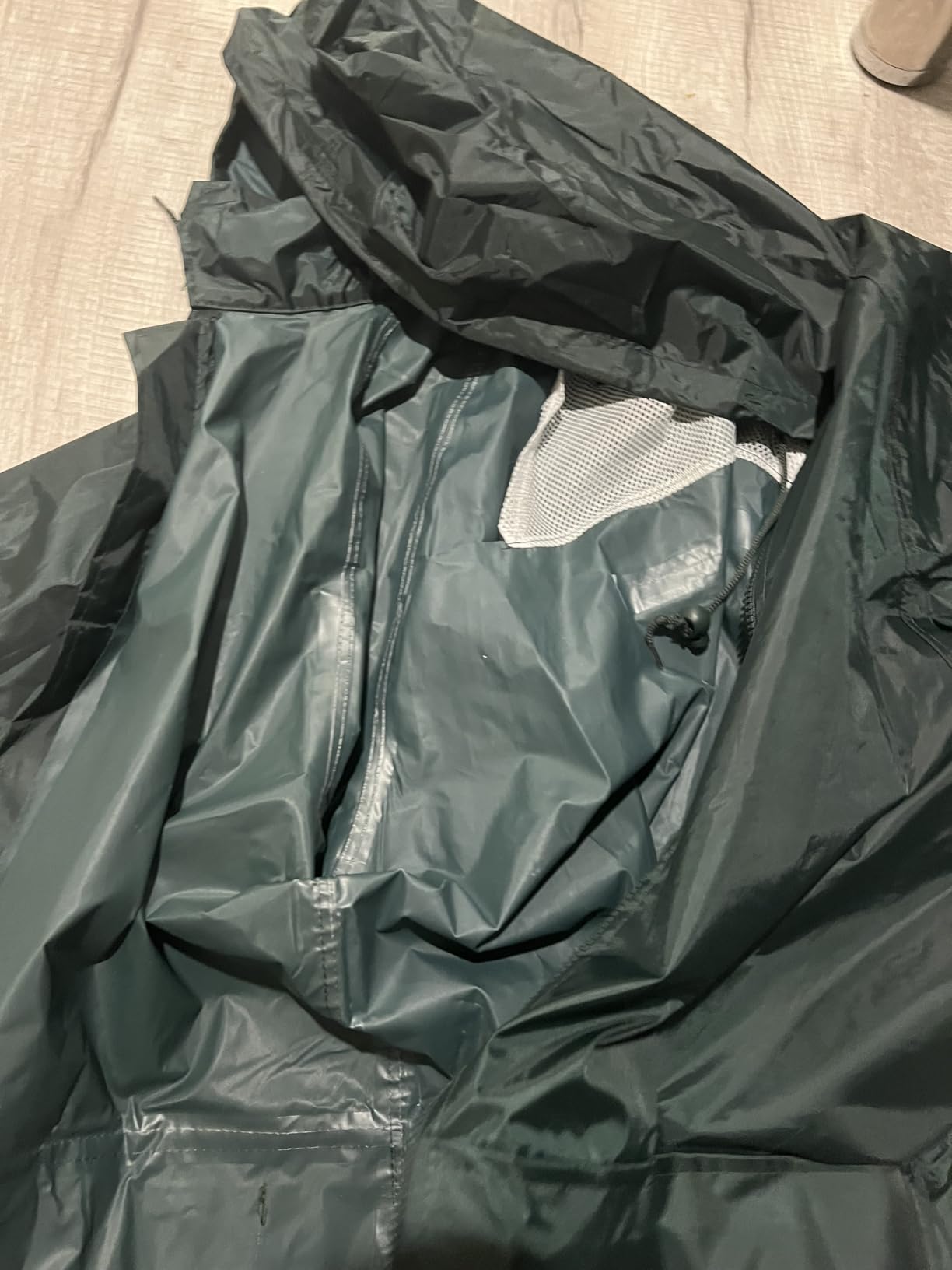 Portwest US440 Classic Waterproof Rain Jacket wth Pack Away Hood & Sealed Seams, Olive, 3 XL customer photo 2