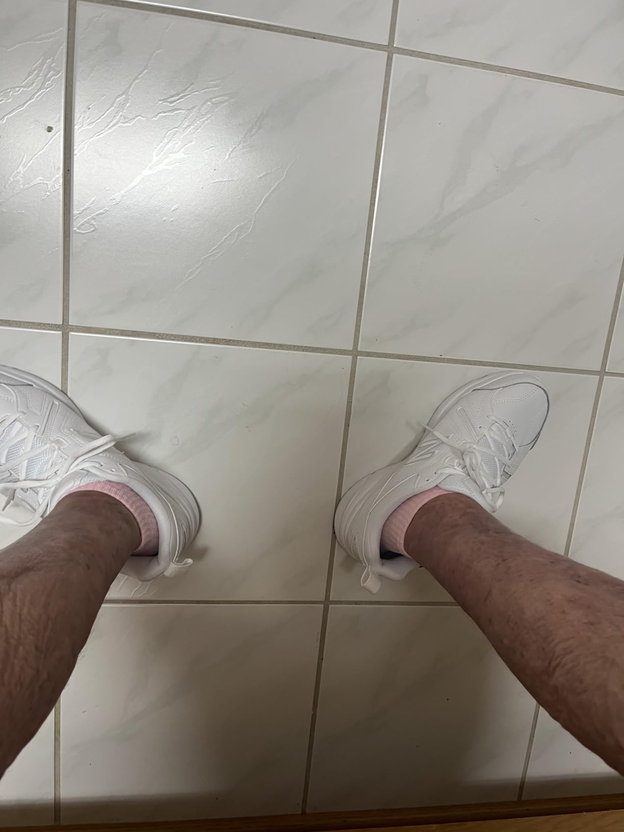 New Balance Men's 608 V5 customer photo 2