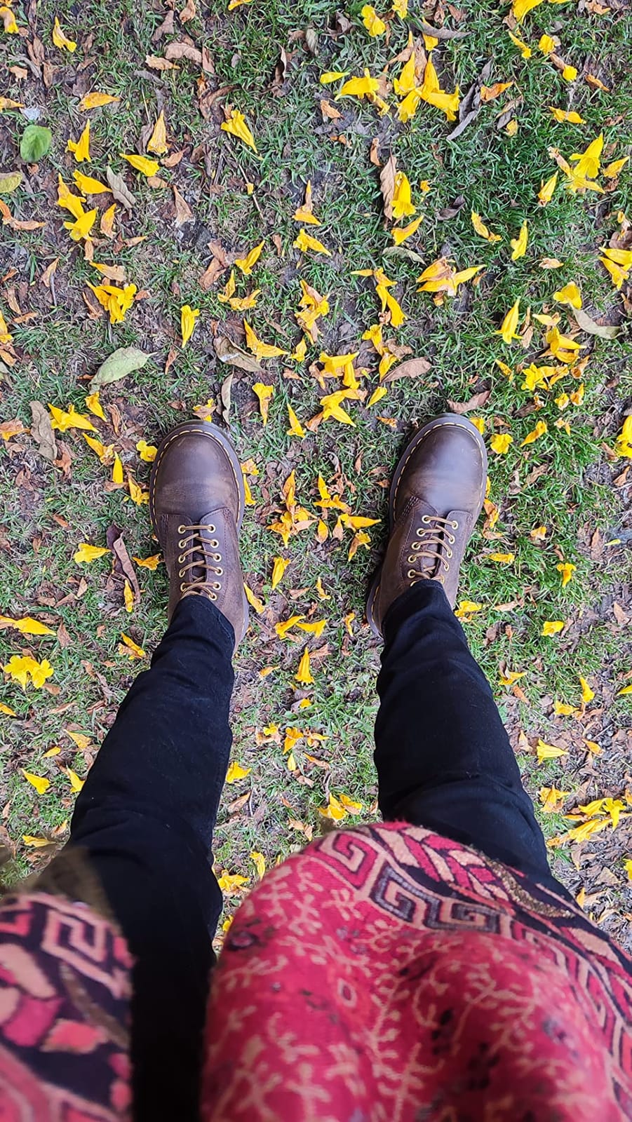 Dr. Martens Unisex 1460 Leather 8 Eye Boot customer photo 1