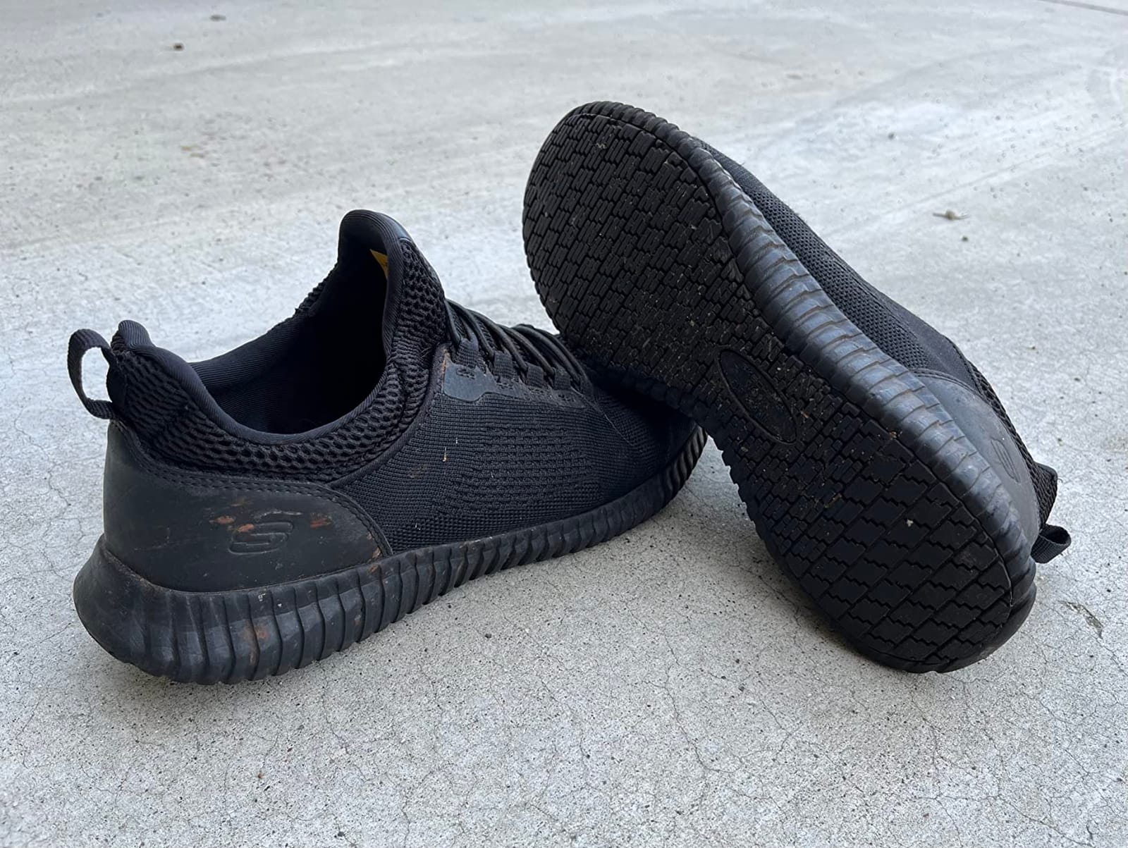 Skechers Men's Cessnock Bungee Slip On customer photo 2