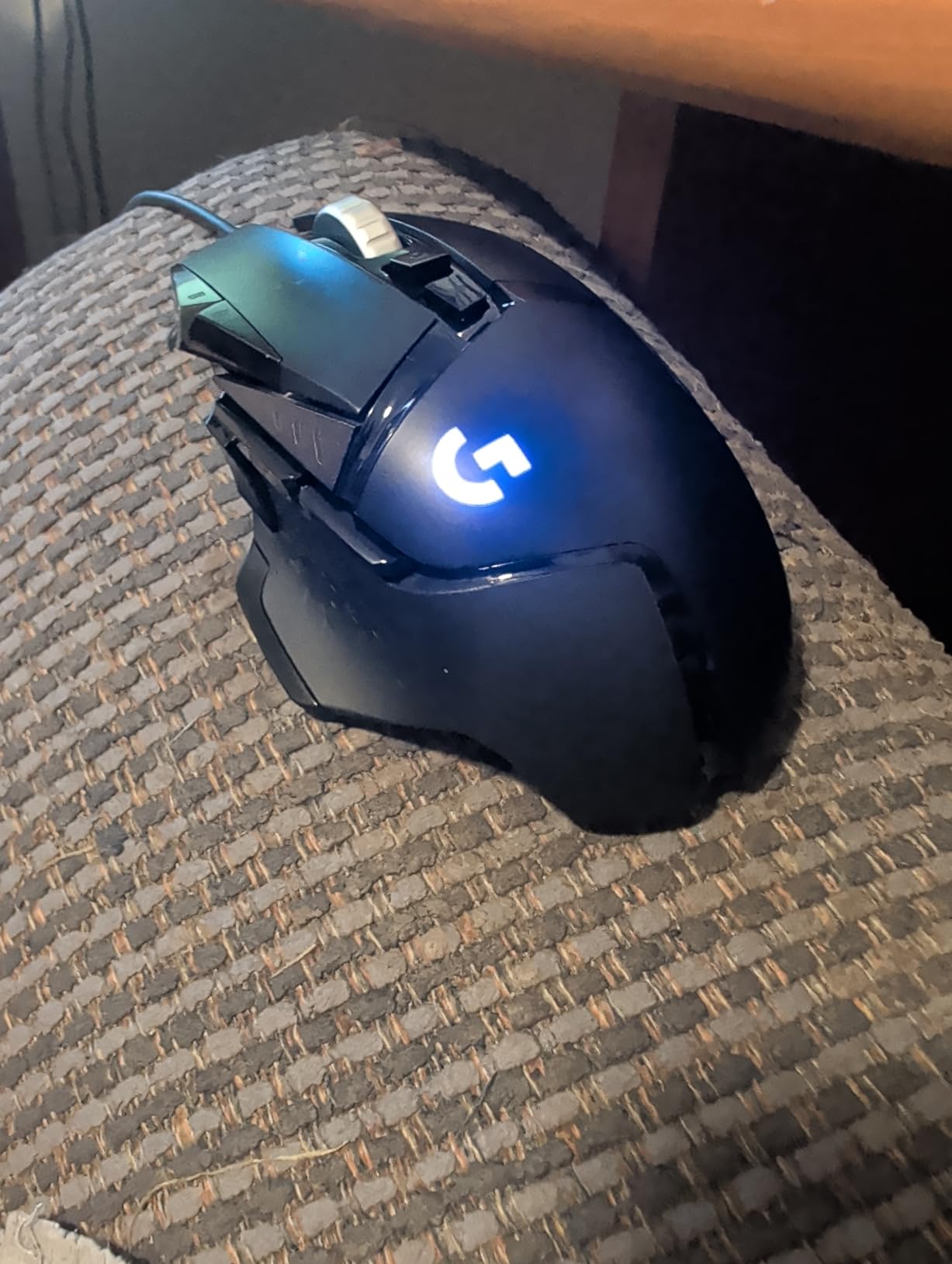 Logitech G502 Hero Wired Gaming Mouse - Black customer photo 1