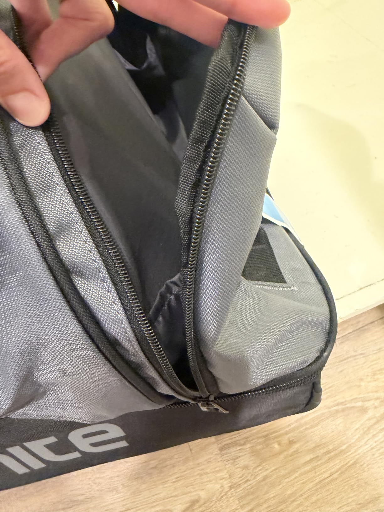Samsonite Andante 2 Wheeled Duffel Bag – 32-Inch Durable Rolling Luggage with Inline Skate Wheels, Push-Button Handle & Spacious Compartments – Travel-Friendly and Lightweight - All Black customer photo 2