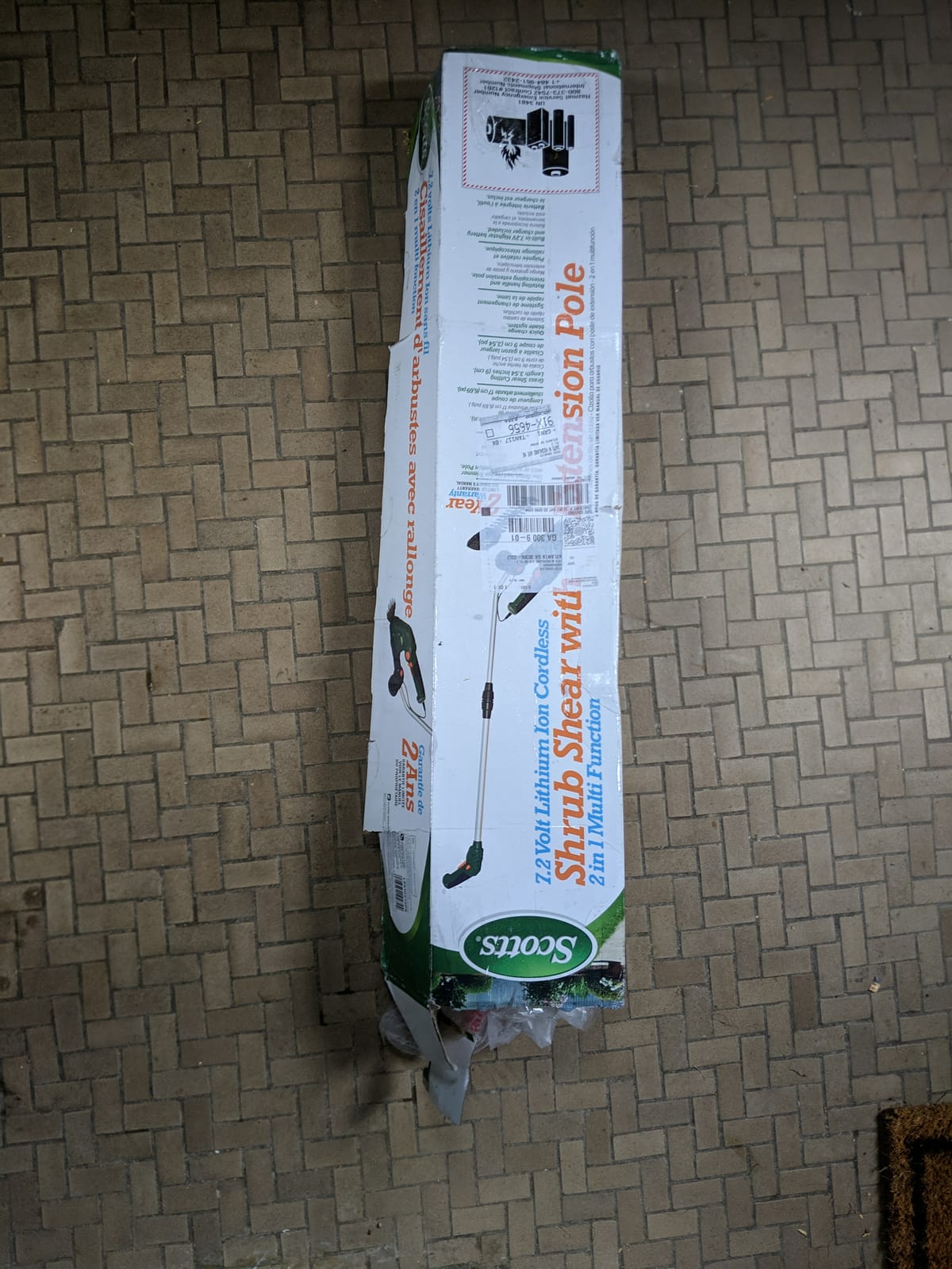 Scotts LSS10272PS 7.5-Volt Grass Shear/Shrub Trimmer, Wheeled Handle customer photo 1