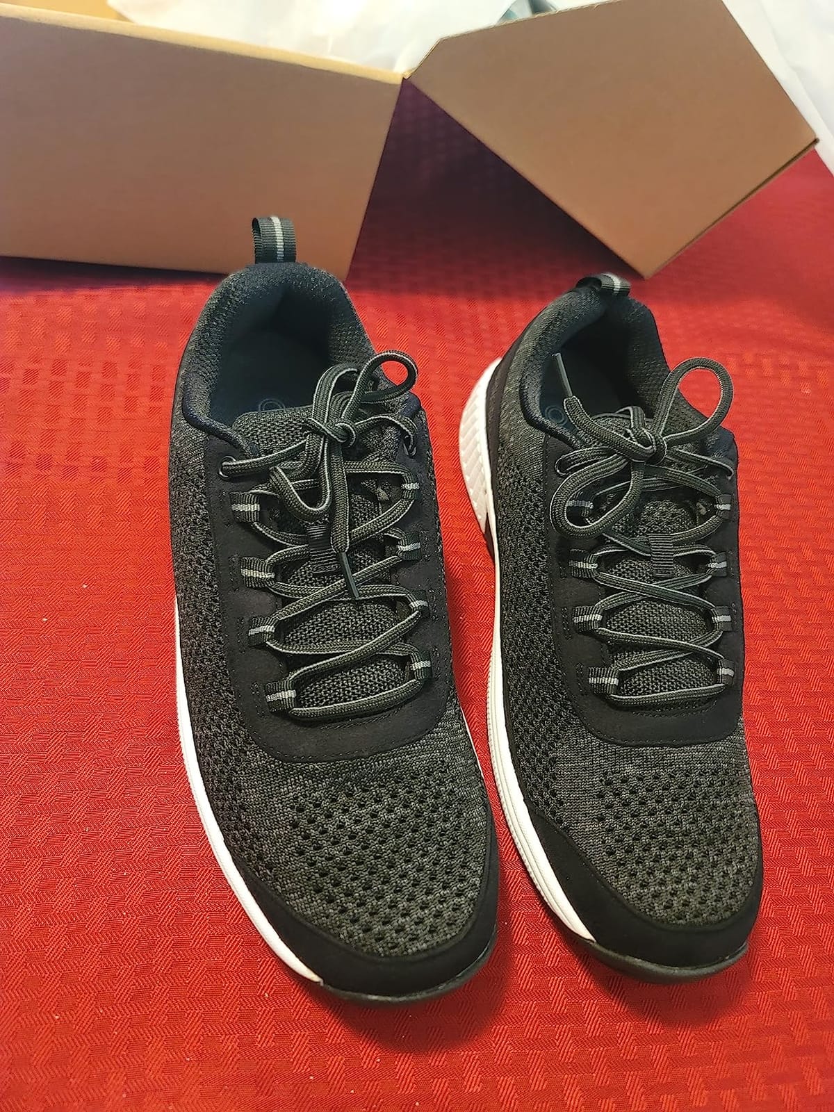 Orthofeet Lava Orthopedic Men's Walking Shoes customer photo 2