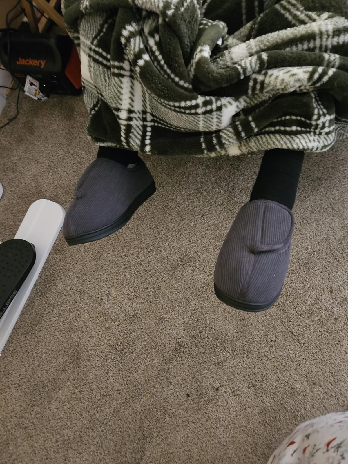 LongBay Men's Memory Foam Diabetic Slippers Comfy Warm Plush Fleece Arthritis Edema Swollen House Shoes customer photo 2