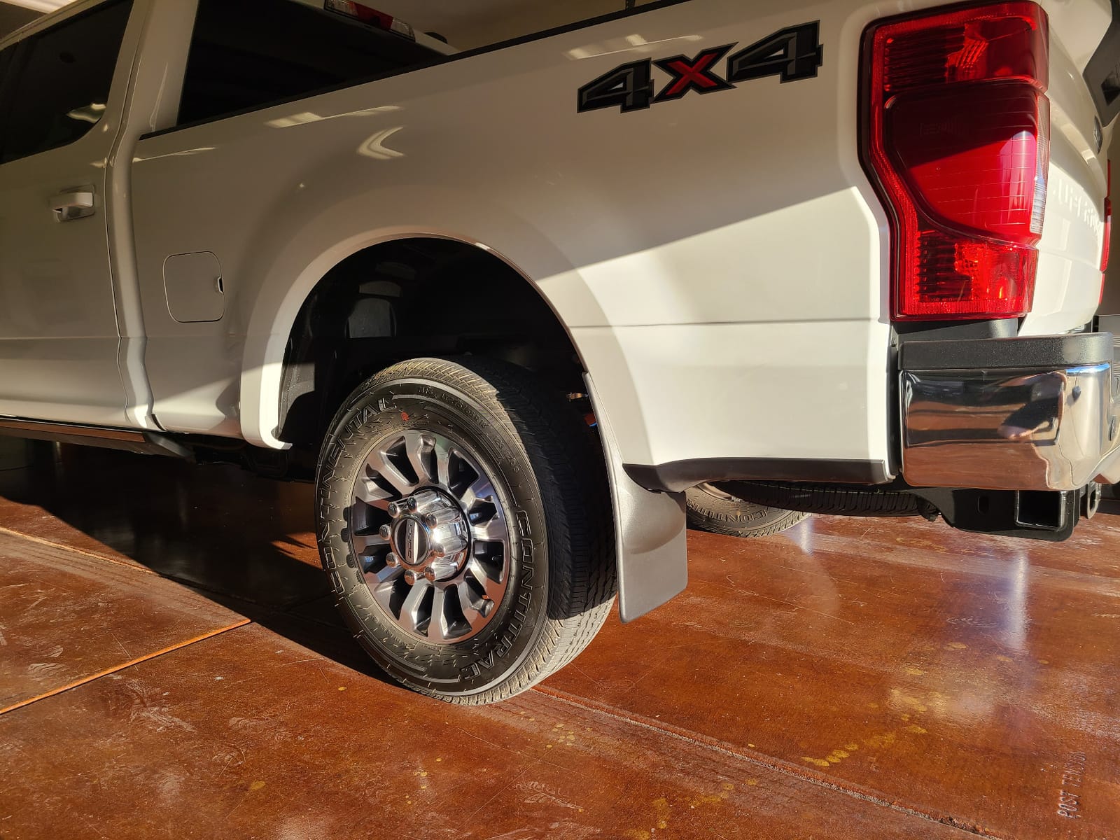 WeatherTech Custom No Drill Splash Guard MudFlaps for Ford Super Duty, Super Duty - Front & Rear Set (110065-120065), Black customer photo 2