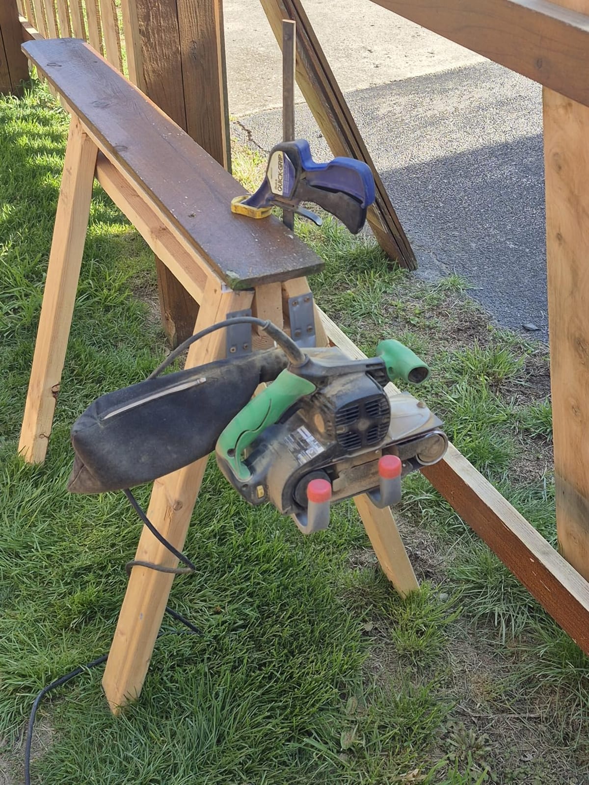 Metabo HPT SB8V2 Variable Speed Belt Sander, 3