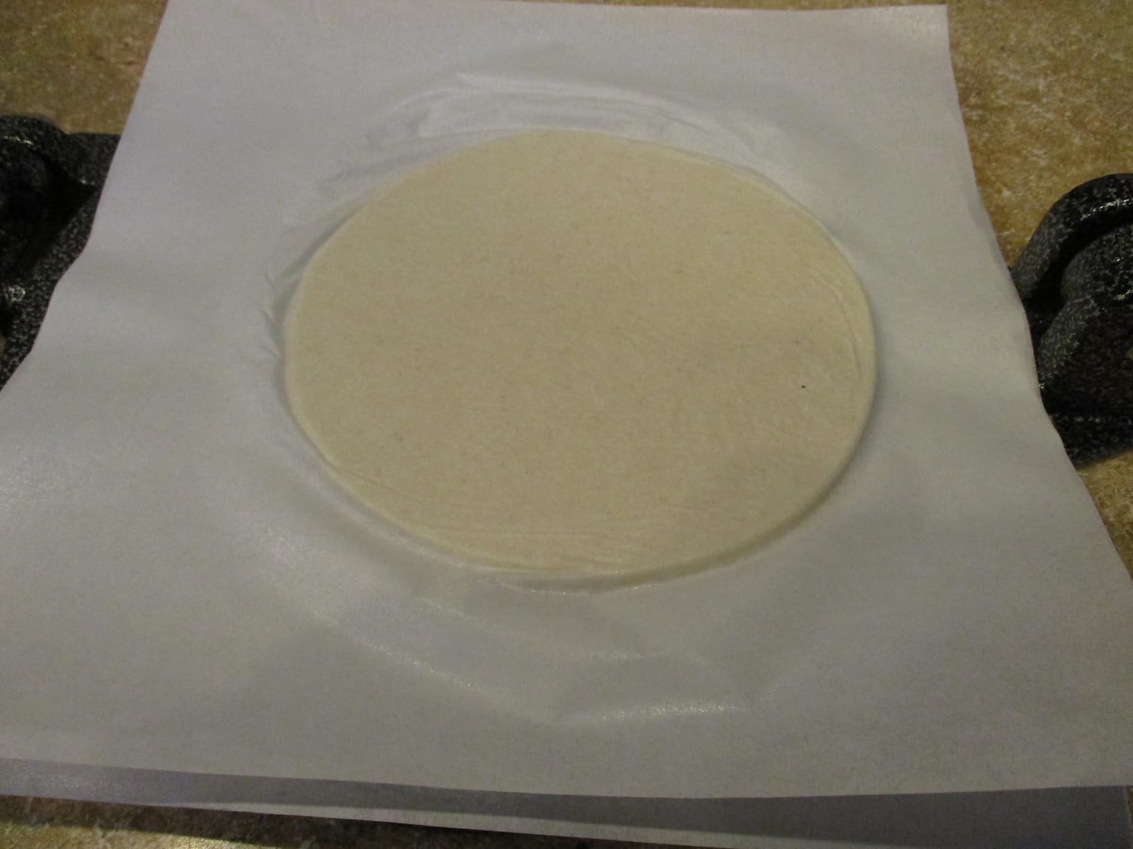 ARC 10 Inch Heavy Duty Cast Iron Tortilla Press with Non-Slip Foot Pad customer photo 1