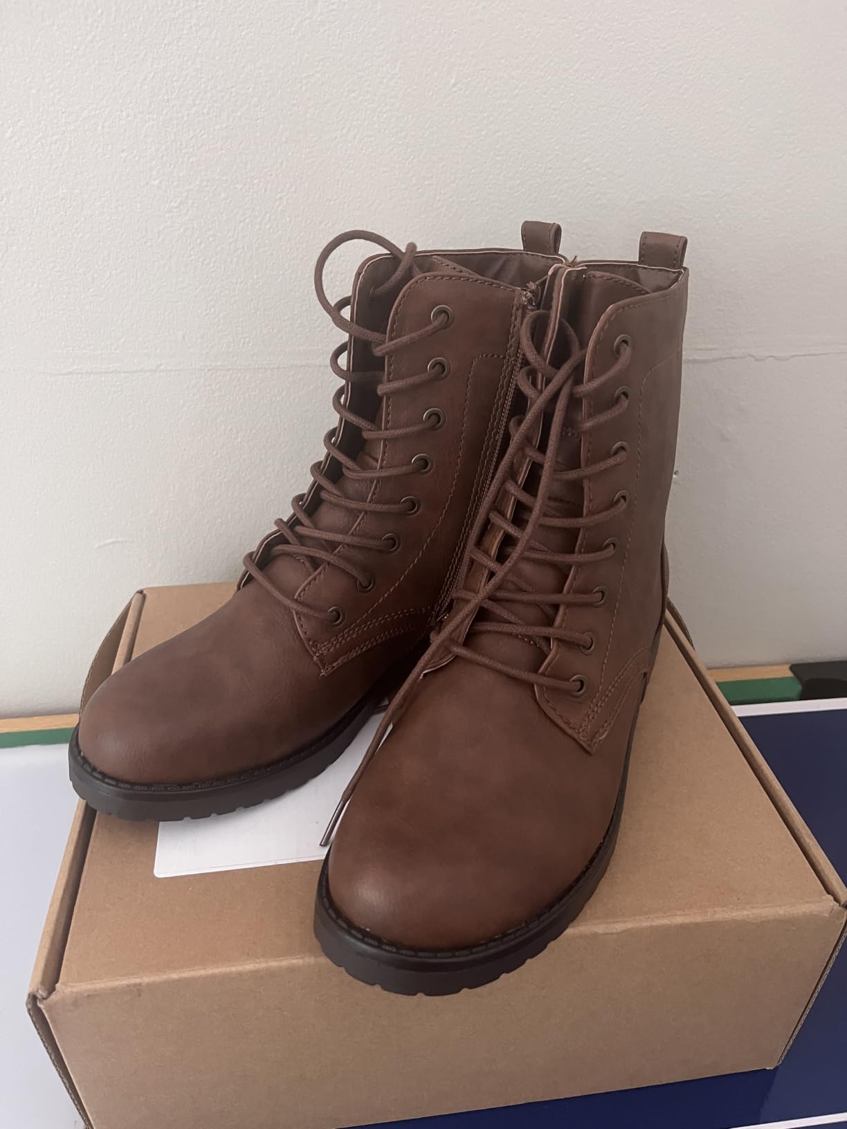 Amazon Essentials Women's Lace-Up Combat Ankle Boots with Side Zipper, Lug Sole customer photo 1