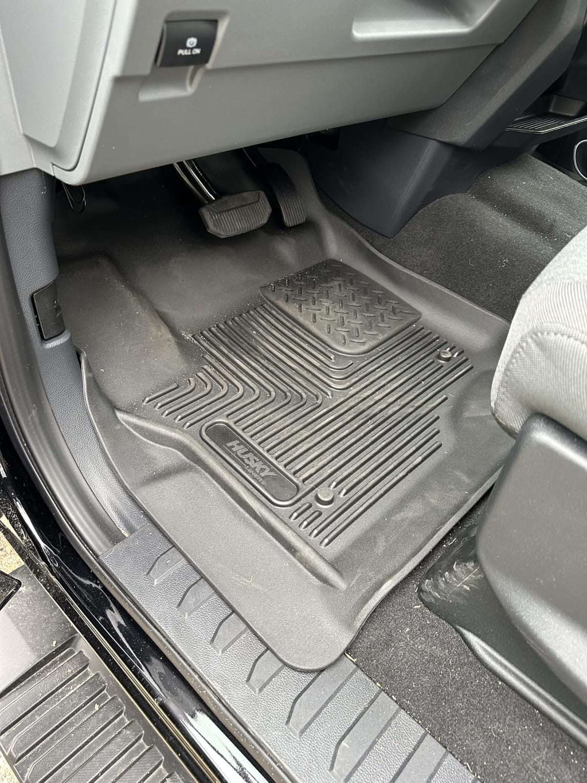 Husky Liners Weatherbeater Floor Mats | Fits 2017-2026 Ford F-250/F-350/F-450 Crew CAB with Factory Carpet & with Factory Underseat Storage ONLY | Front & 2nd Row, 3-pc Black - 94061 customer photo 2