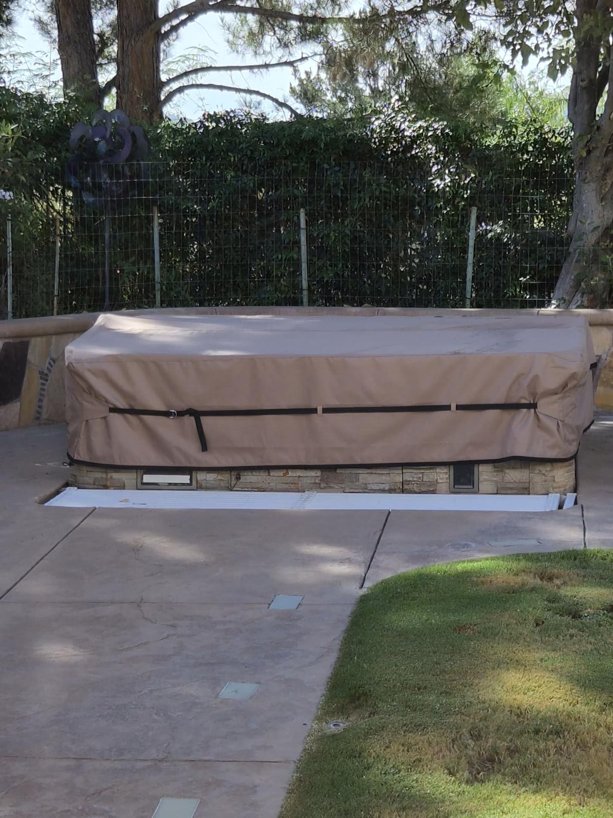 Waterproof Hot Tub Cover Outdoor Spa Cover (83''x 83''x20) customer photo 2
