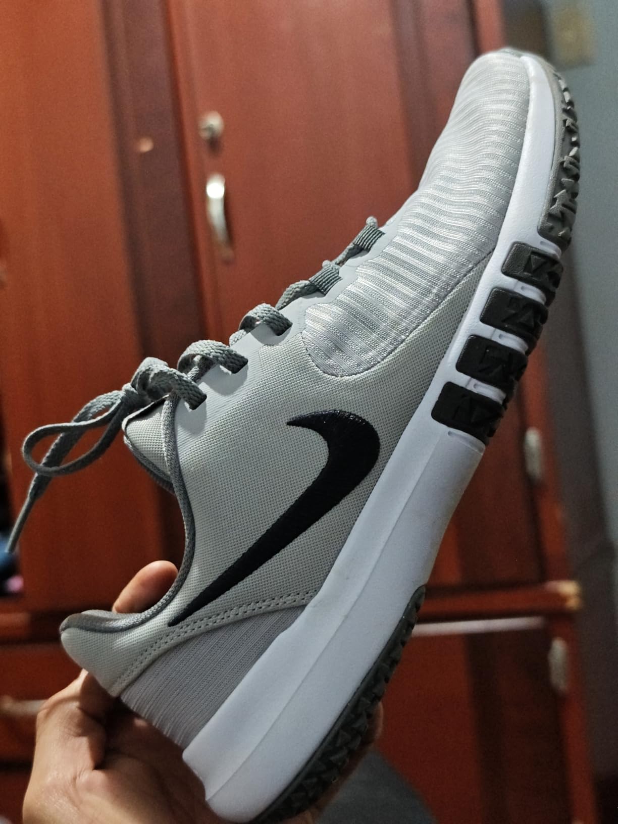 Nike Men's Flex Control TR3 Sneaker customer photo 2