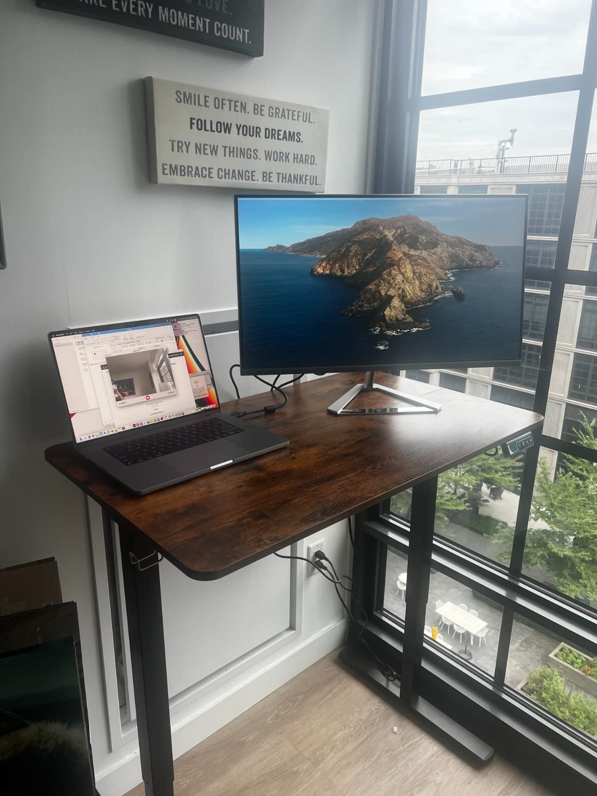 ViewSonic VX3276-4K-MHD 32 Inch 4K UHD Monitor, HDR10, HDMI, DisplayPort customer photo 1