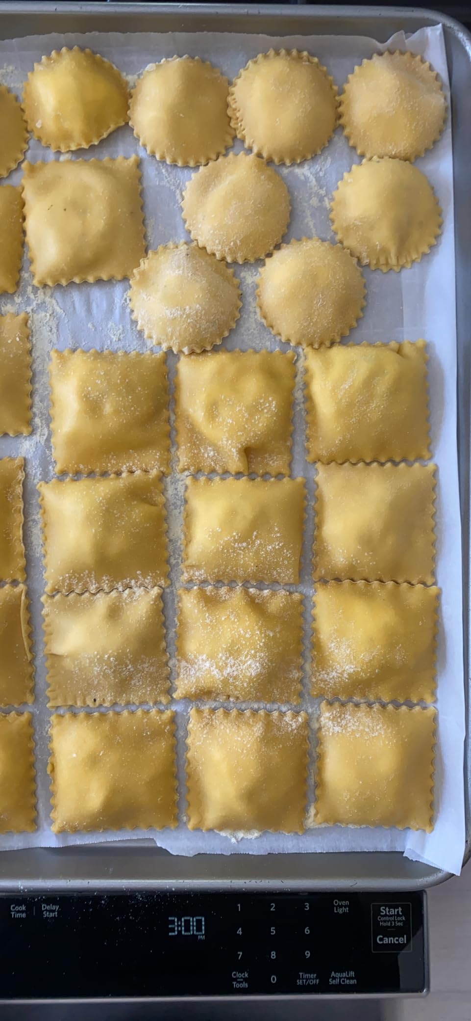Ravioli Stamp Maker Cutter with Roller Wheel Set, Mold with Wooden Handle and Fluted Edge, Pasta Press Kitchen Attachment (MF-12456) customer photo 2