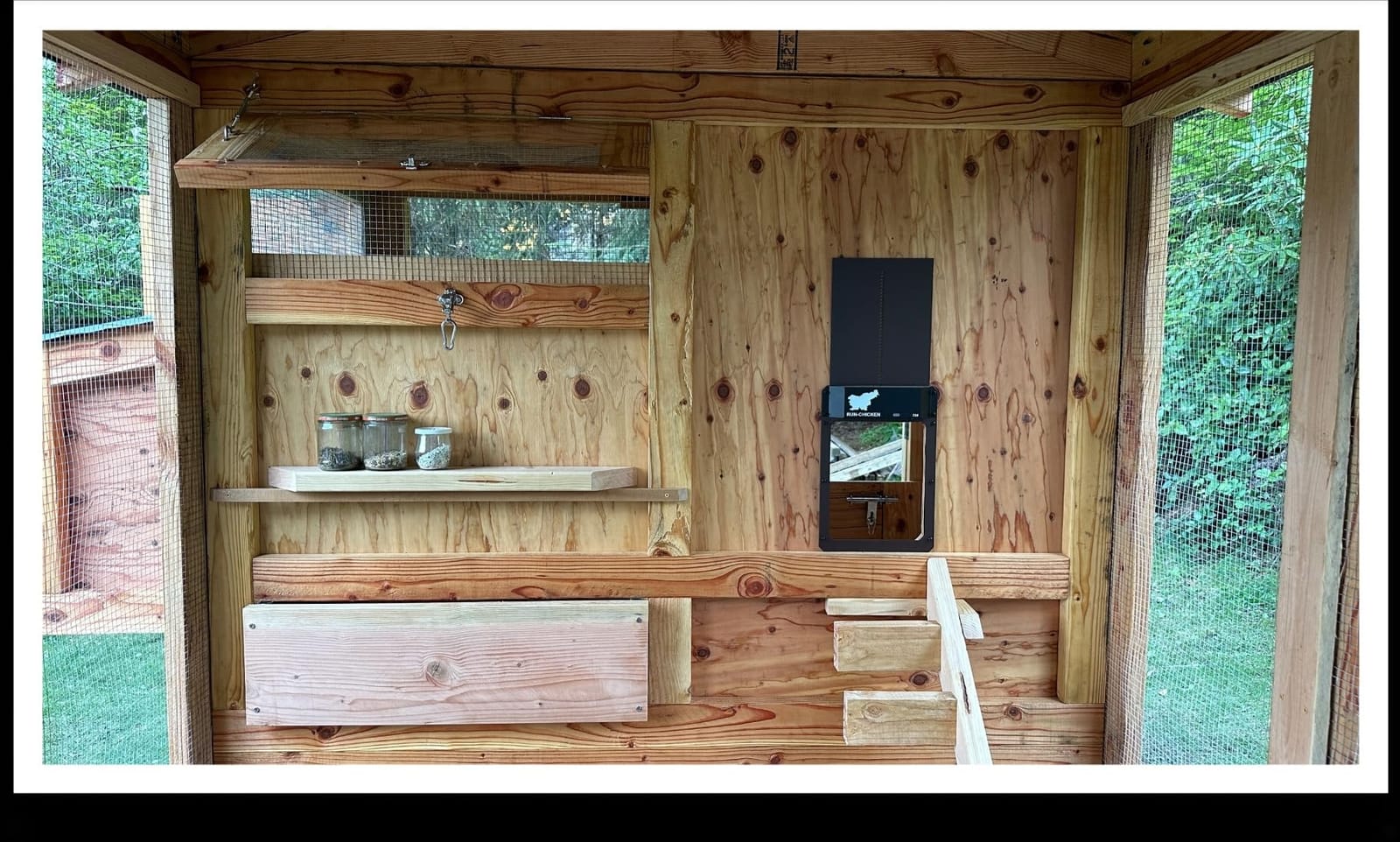 RUN-CHICKEN Door T50 – Automatic Chicken Coop Door Opener, Battery Powered & Weatherproof Aluminum, Smart App & Timer Control, Predator Proof, Easy Install, Reliable All-Season Performance (Brown) customer photo 1