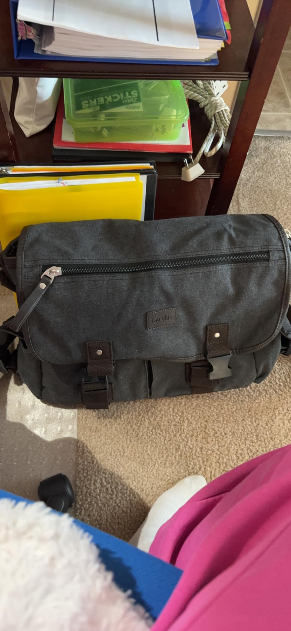 [Upgraded] Vintage Canvas Messenger Bag 13 15.6 17 inches Large Book Laptop Shoulder Bag Women Men New (Black, X-Large) customer photo 2
