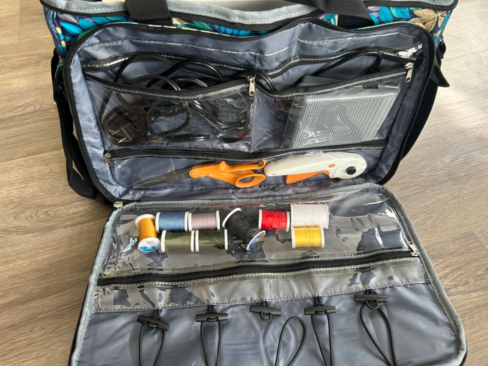 HOMEST Deluxe Sewing Machine Case with Wheels, Rolling Trolley Tote customer photo 2