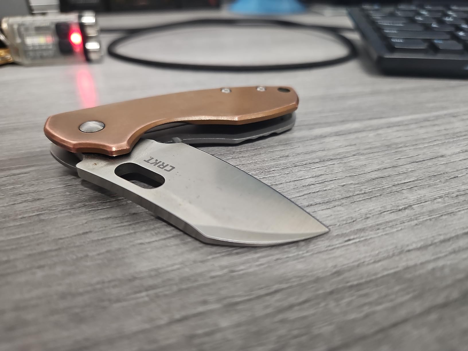 CRKT Pilar Copper EDC Folding Pocket Knife: Compact Everyday Carry, Satin Blade with Finger Choil, Thumb Slot Open, Frame Lock Stainless Handle, Reversible Pocket Clip 5311CU customer photo 1