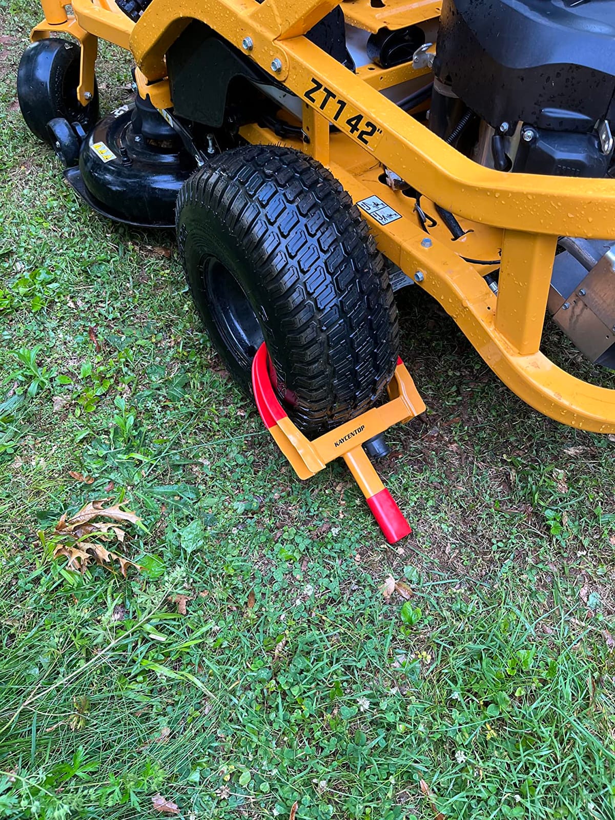 KAYCENTOP Universal Wheel Lock, Security Trailer Wheel Lock, Tire Lock Anti Theft for Trailers Golf Cart SUV Boat ATV Motorcycle Camper, 3 Keys (Yellow-Red) customer photo 1