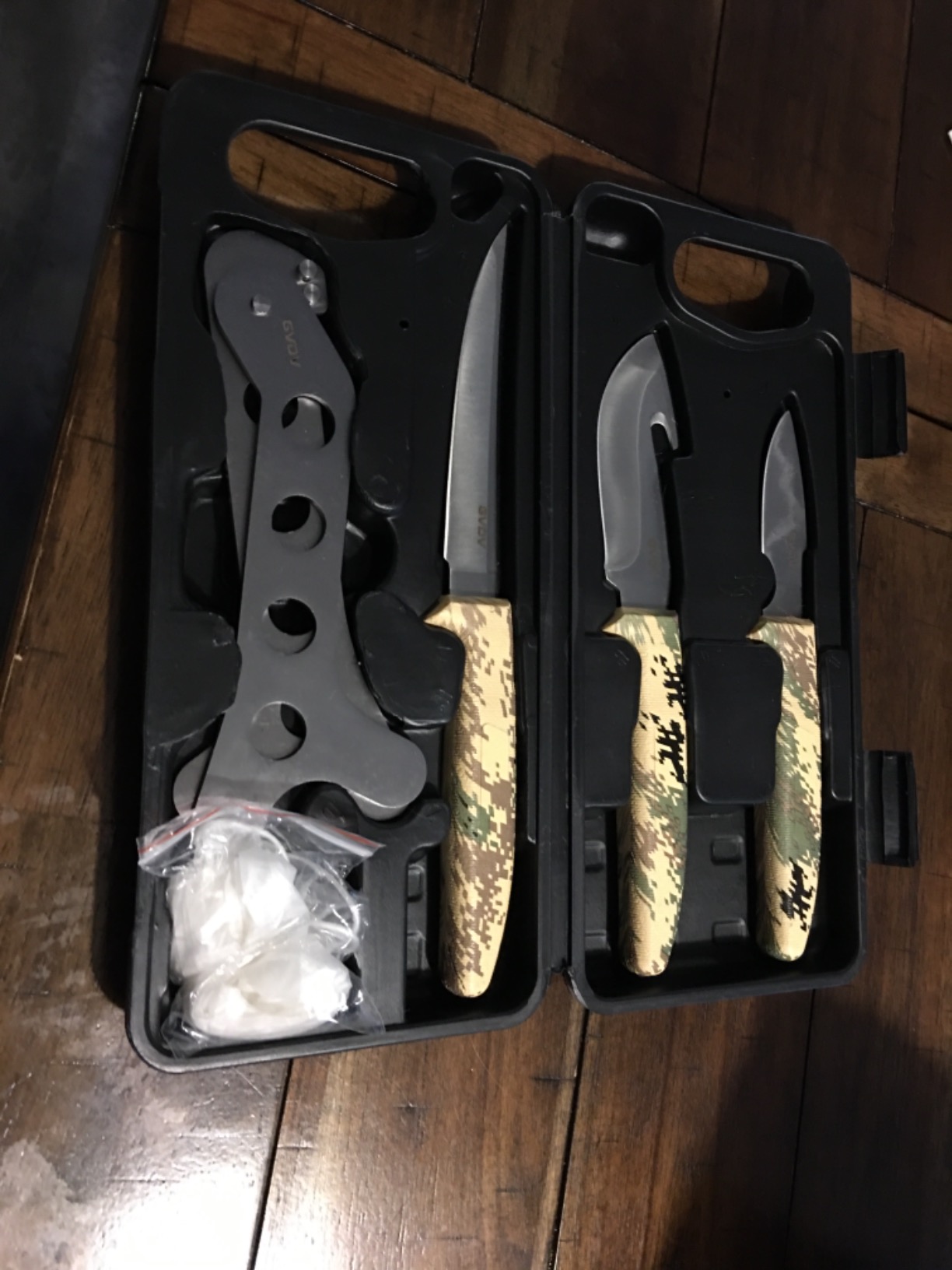 GVDV 6 Piece Hunting Knife Set, Field Dressing Game Processing Kit for Men customer photo 2