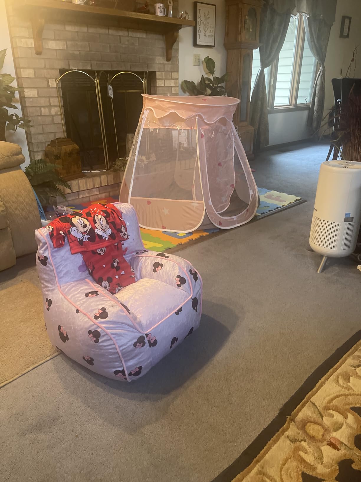 Crayline Pop Up Princess Tent with Star Light, Toys for Year Old Girl Birthday Gift, Girl Toys, Ball Pit for Girl Gift, Easy to Pop Up and Assemble(Pink) customer photo 1