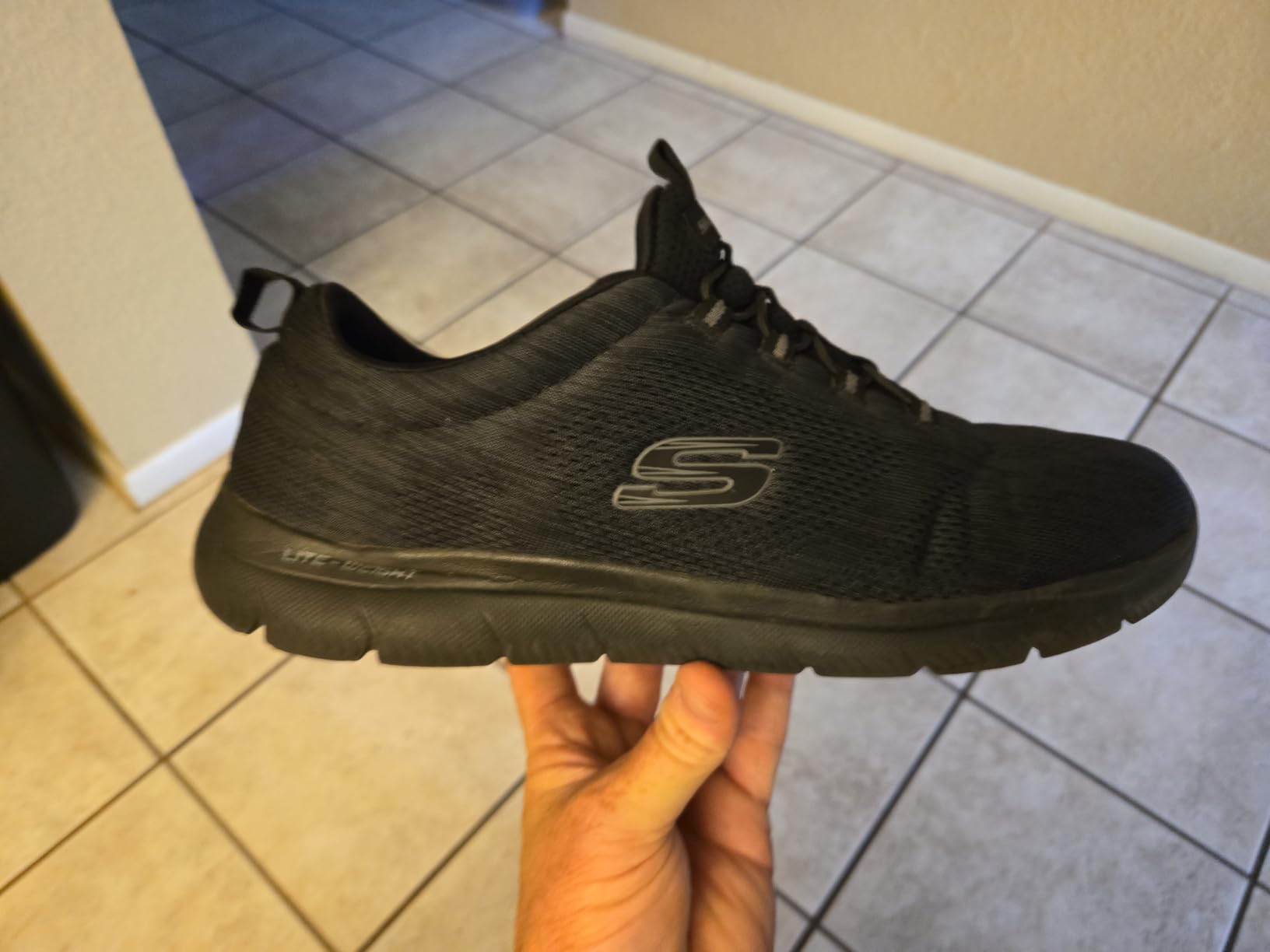 Skechers Men's Summits Louvin Sneaker customer photo 1