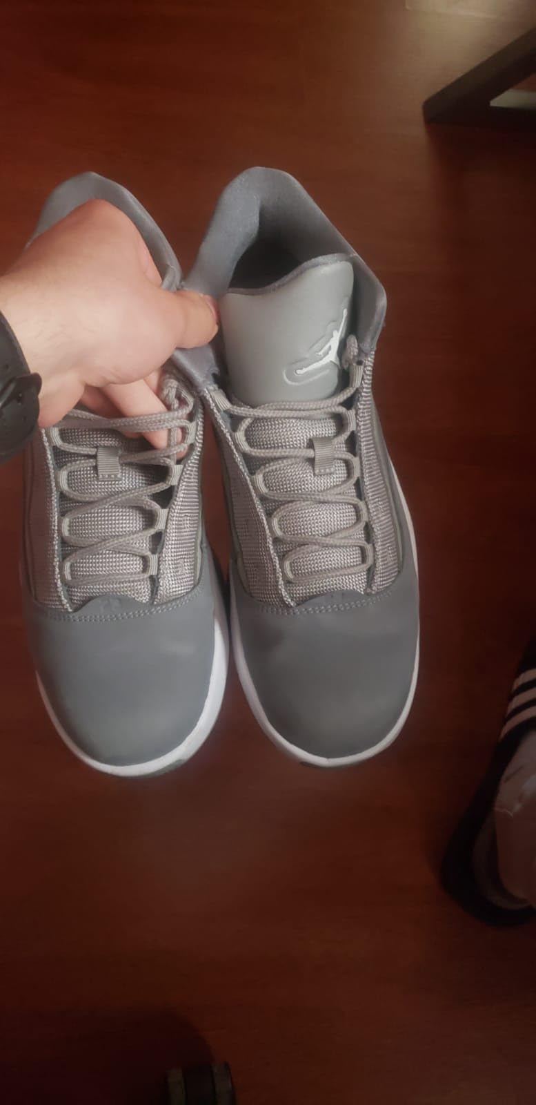 Nike Men's Jordan Max Aura 2 Basketball Shoe customer photo 1